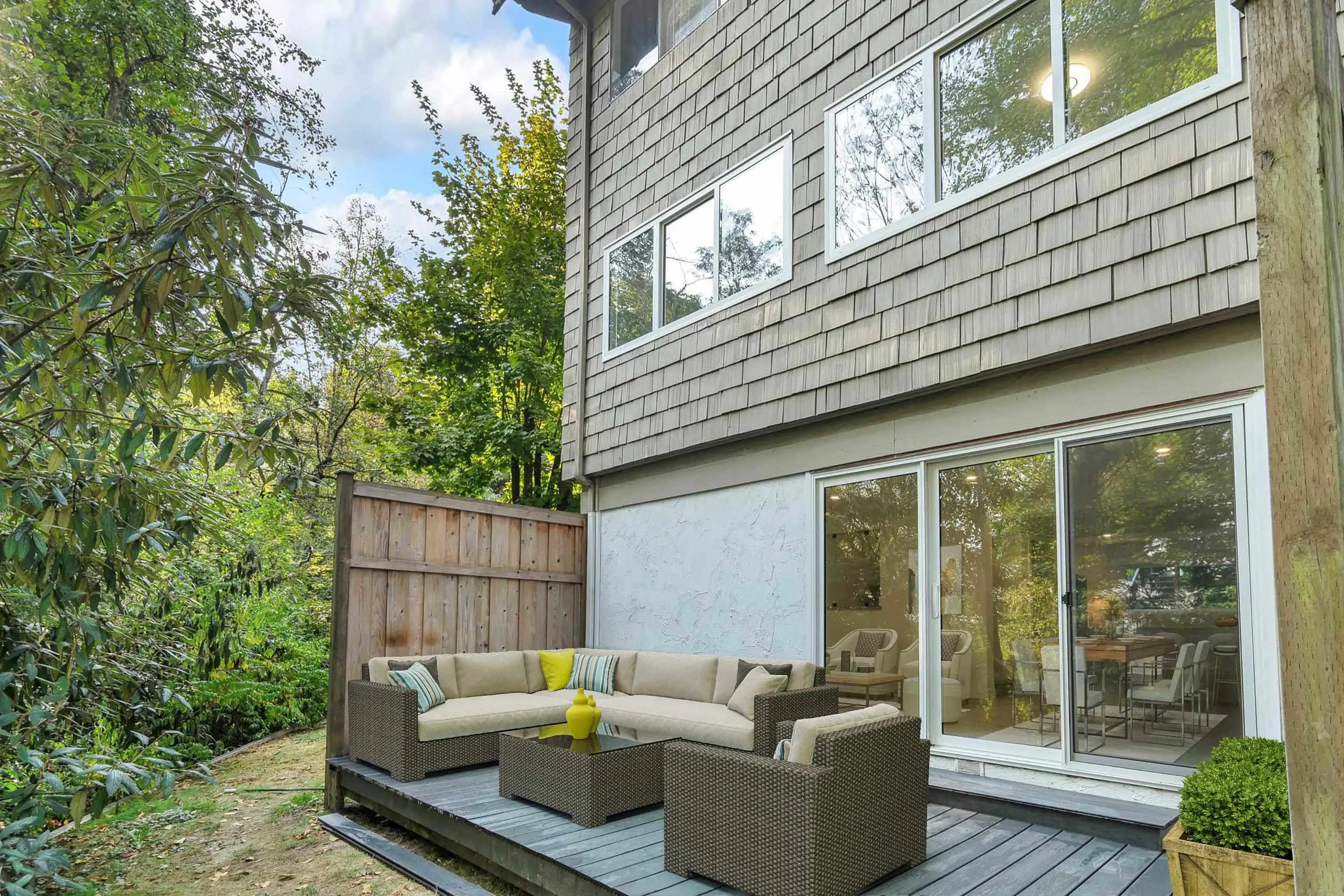 1126 Chateau Place
