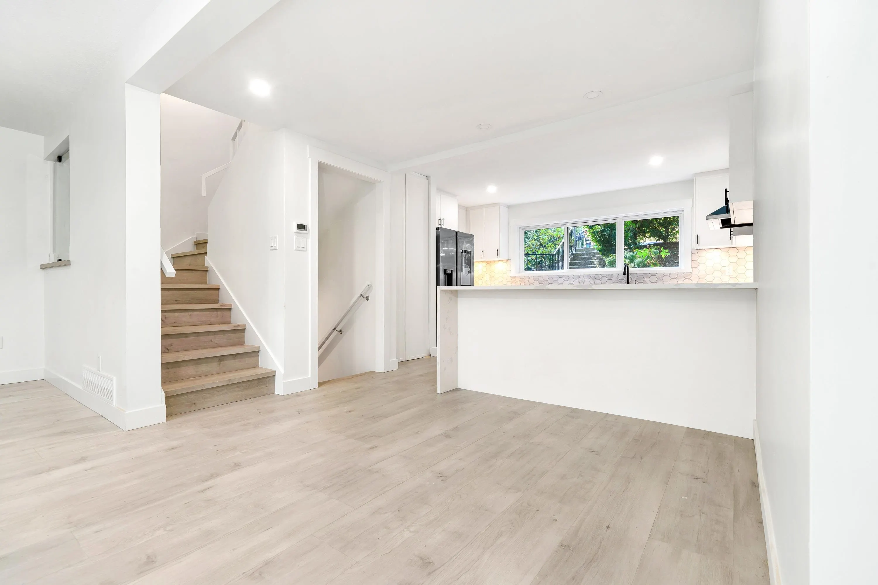 1126 Chateau Place