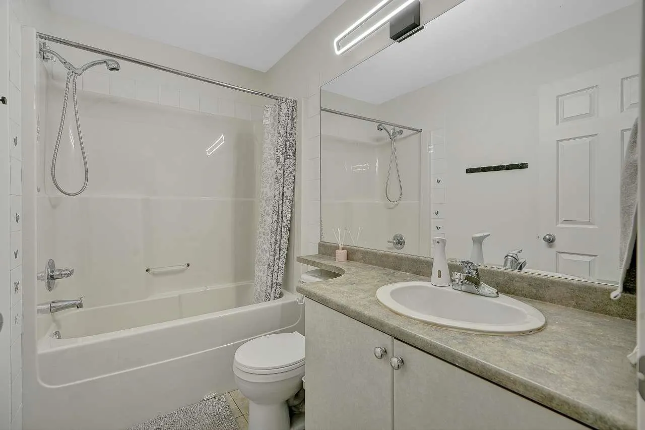 144 Shoreline Circle