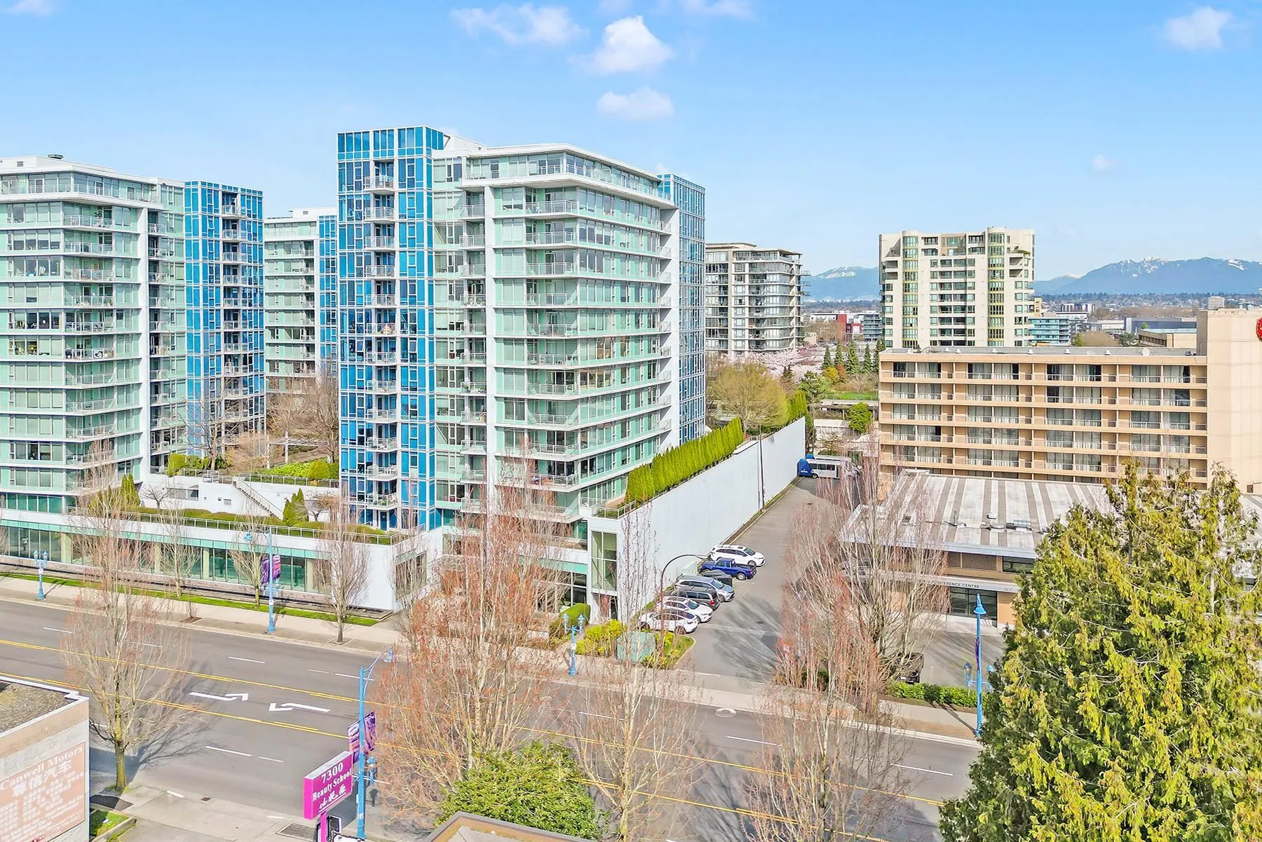 1509 7373 Westminster Highway