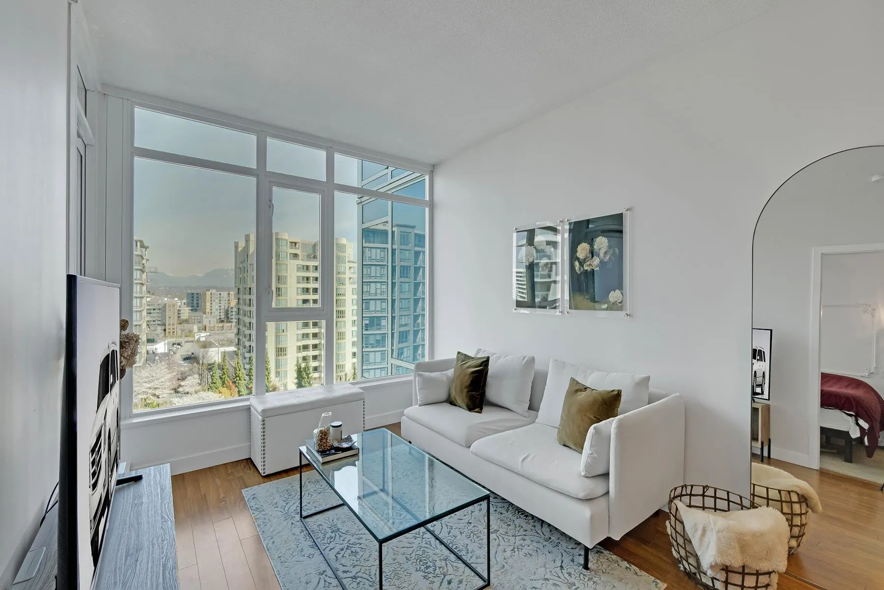1509 7373 Westminster Highway
