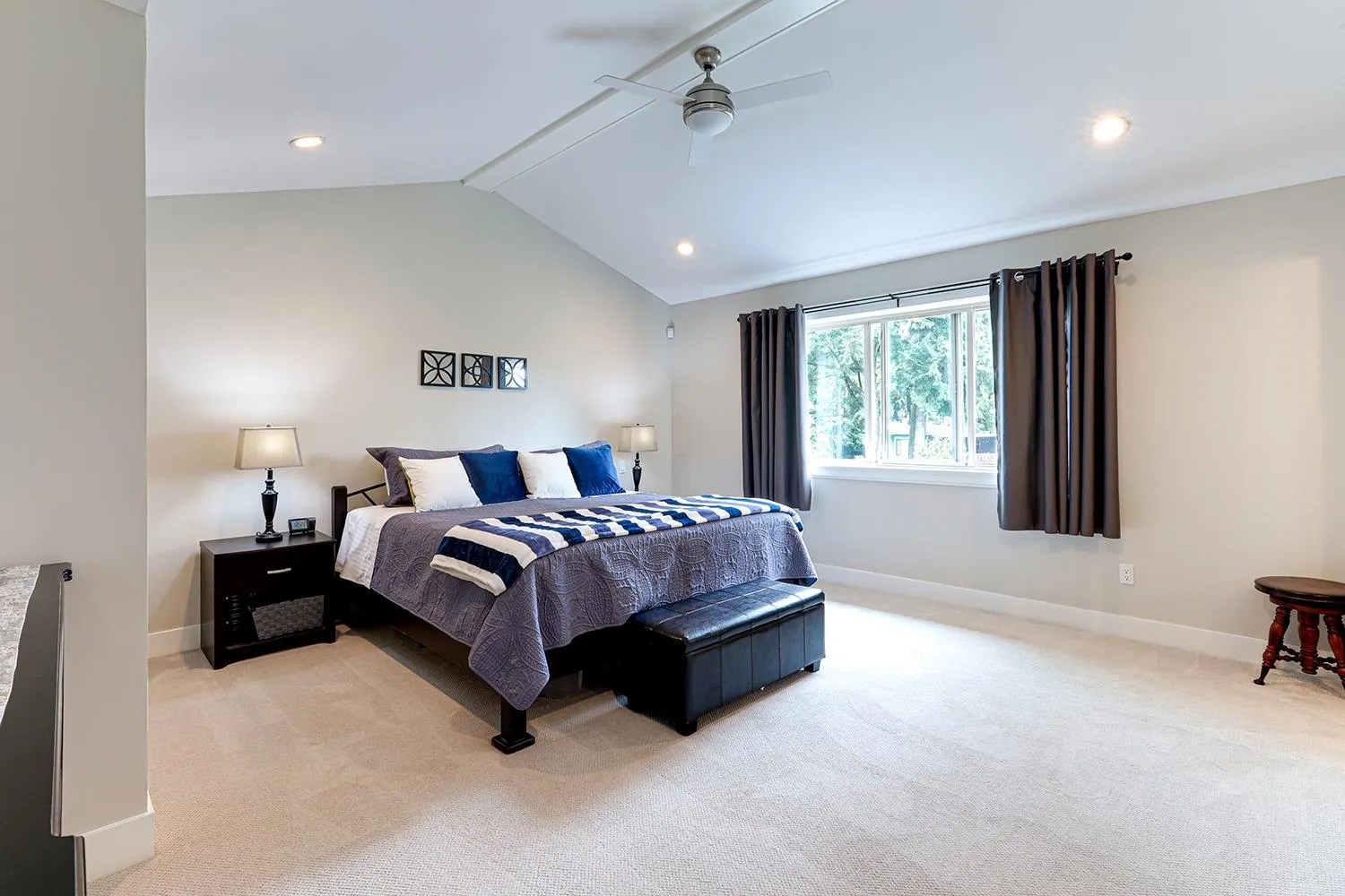 3968 Robin Place
