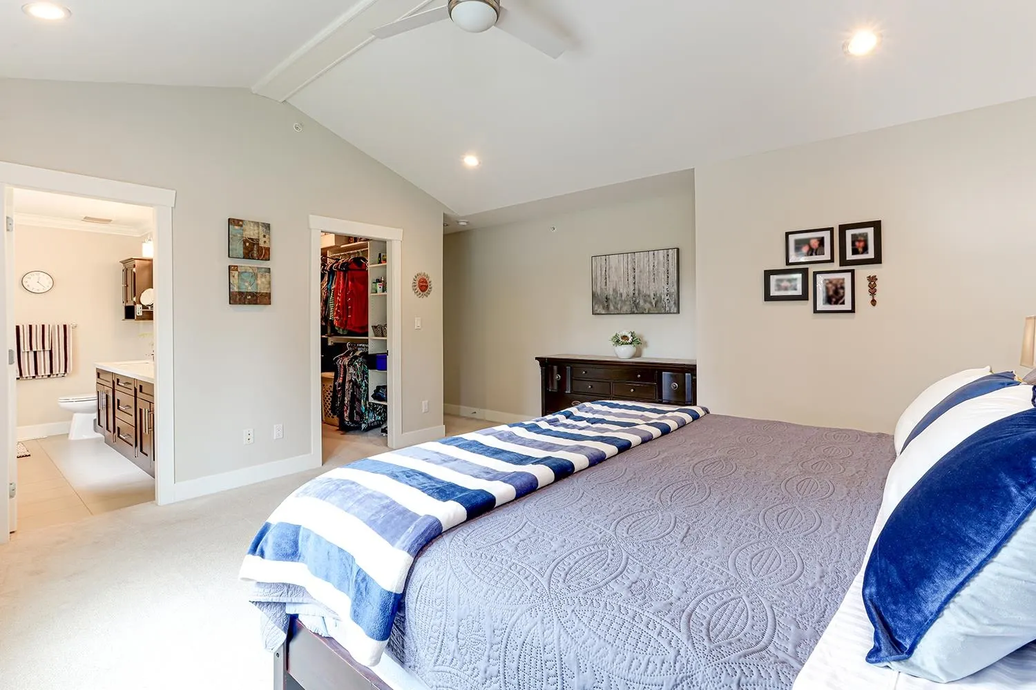 3968 Robin Place