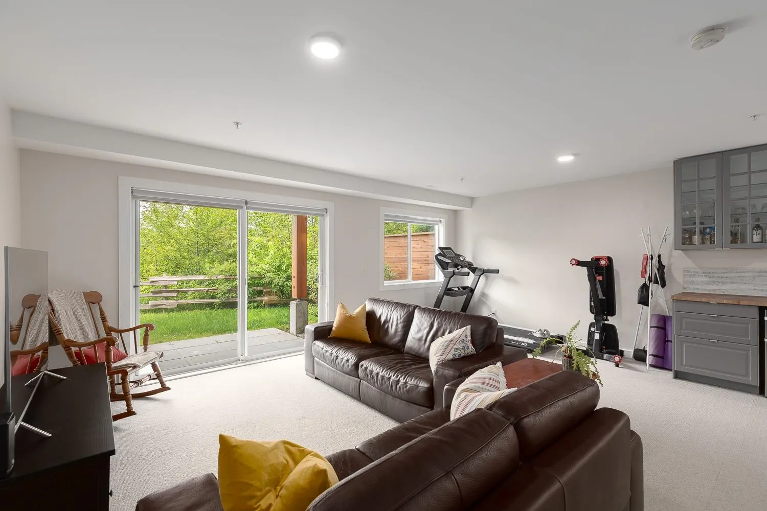 5 41360 Skyridge Place