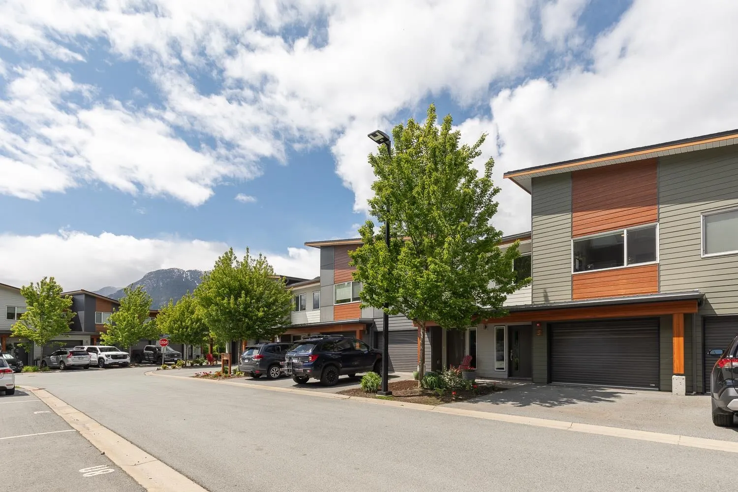 5 41360 Skyridge Place