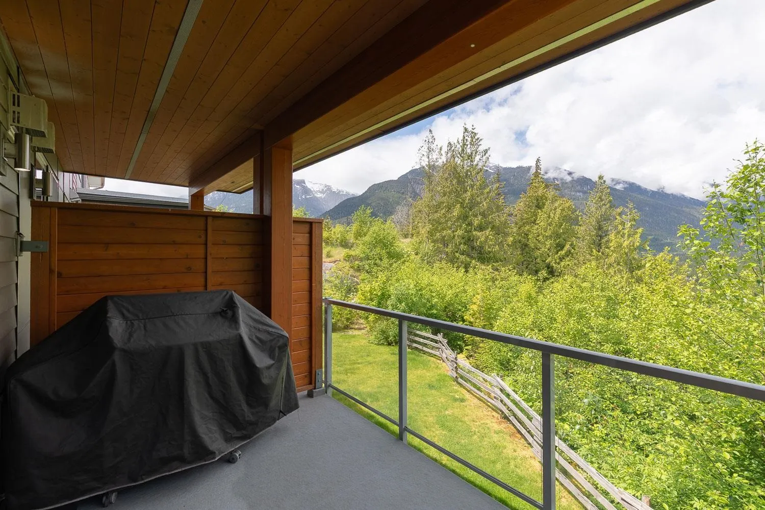 5 41360 Skyridge Place