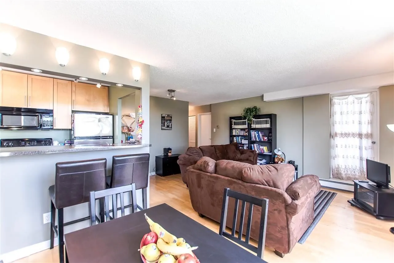 801 9280 Salish Court