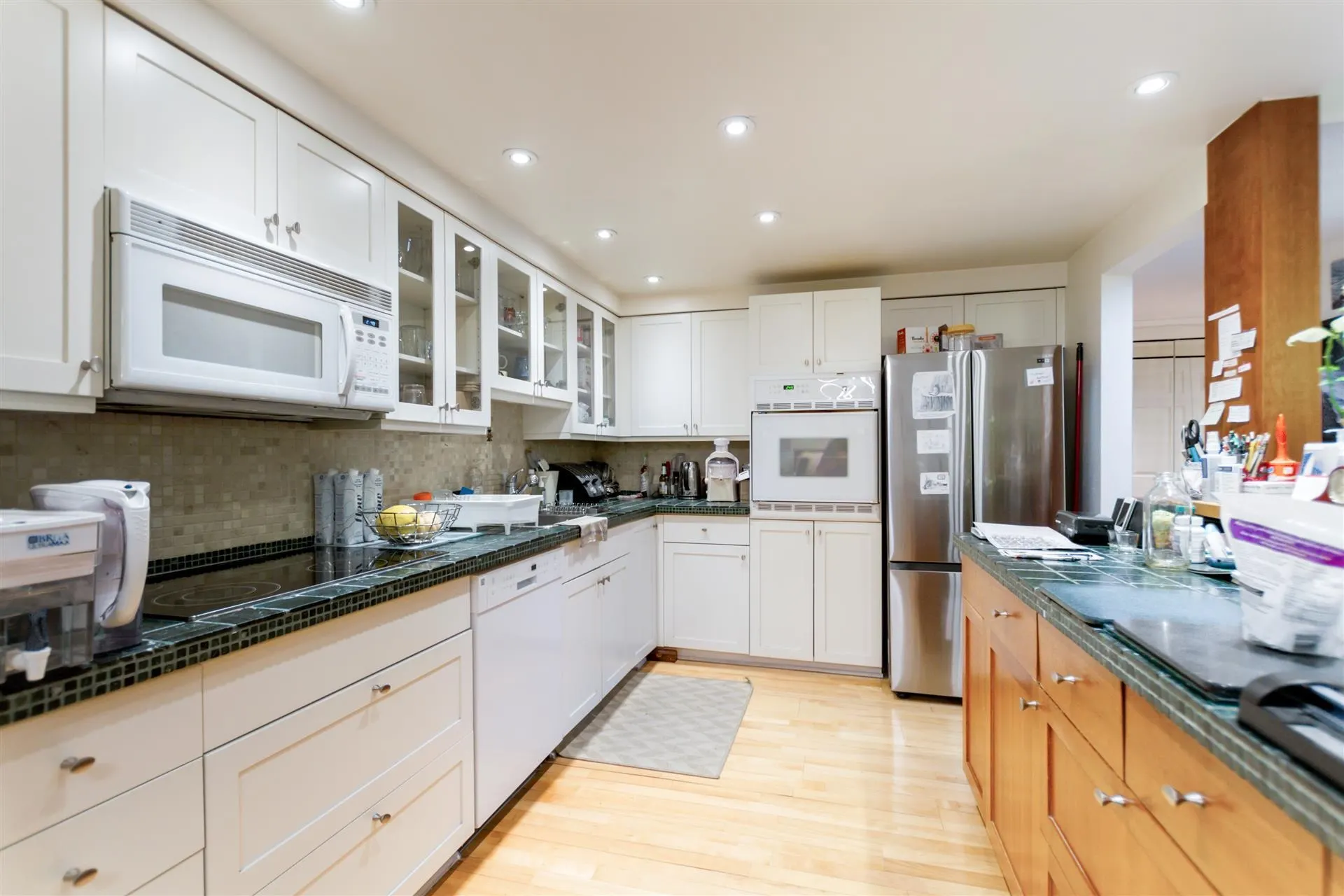 10 1425 Lamey's Mill Road