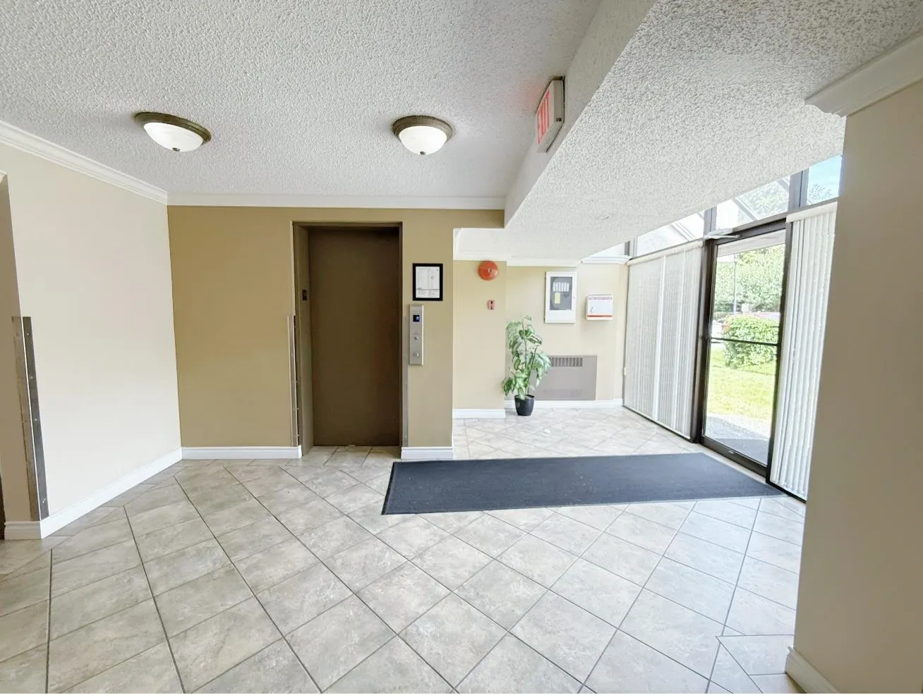 209 5411 Arcadia Road