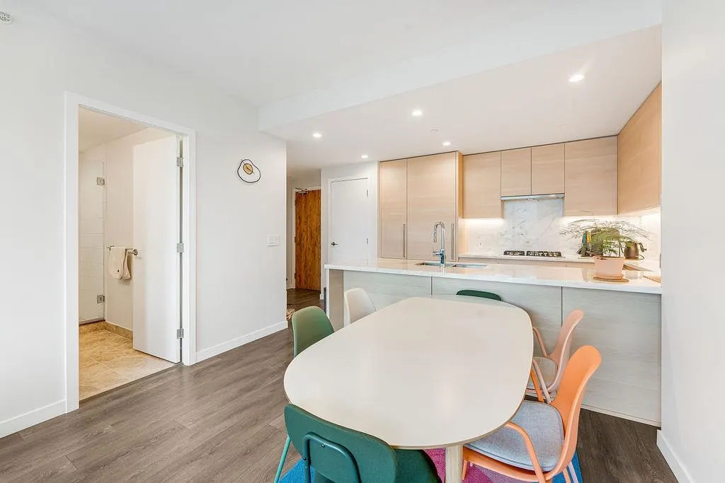 1501 305 Morrissey Road