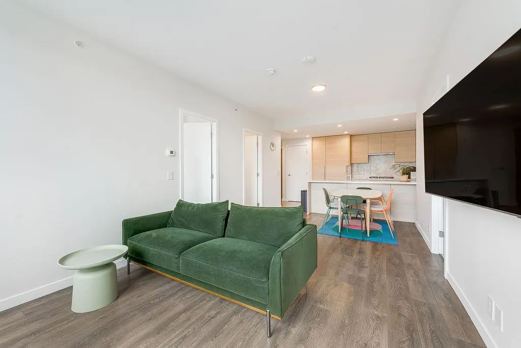 1501 305 Morrissey Road