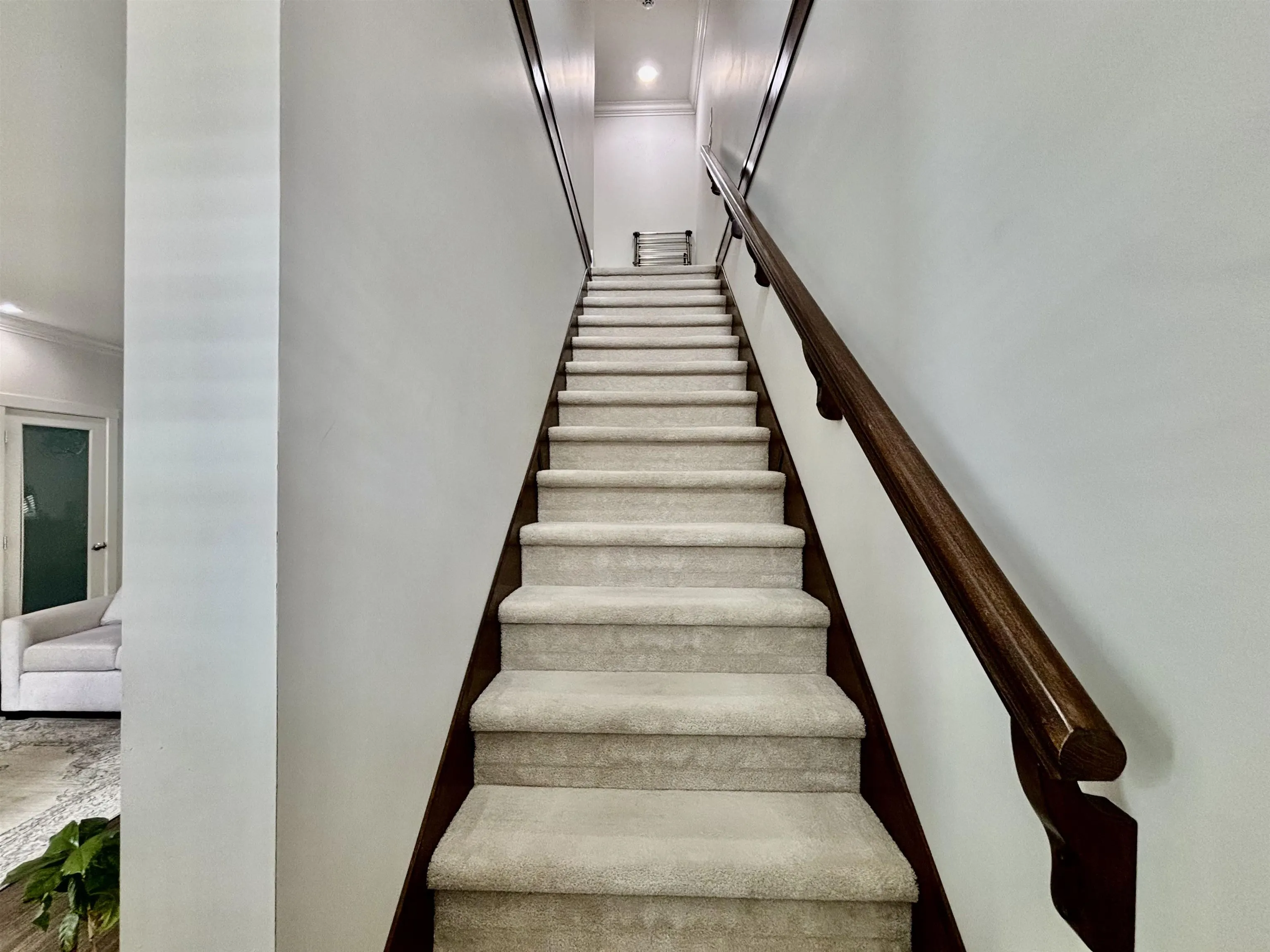 43 13898 64 Avenue