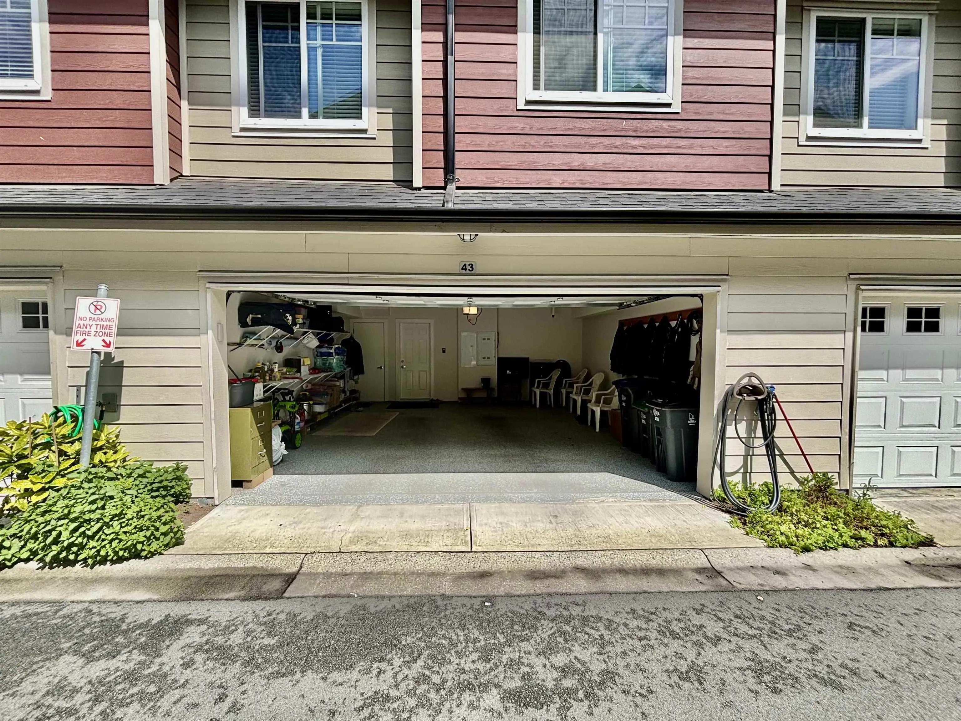 43 13898 64 Avenue