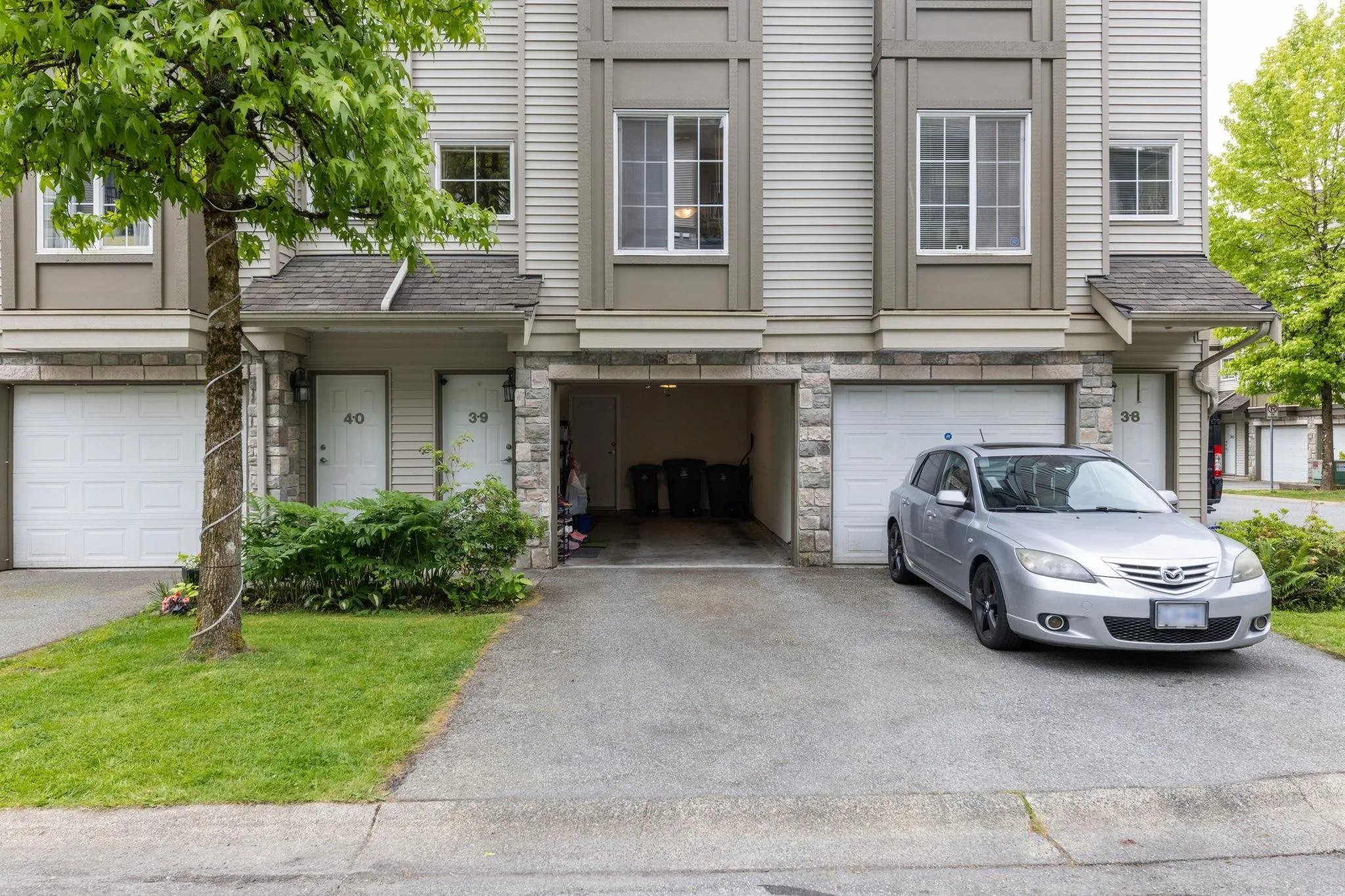 39 14855 100 Avenue