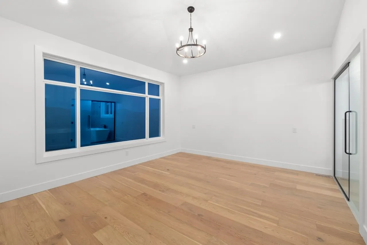 36074 Southridge Place