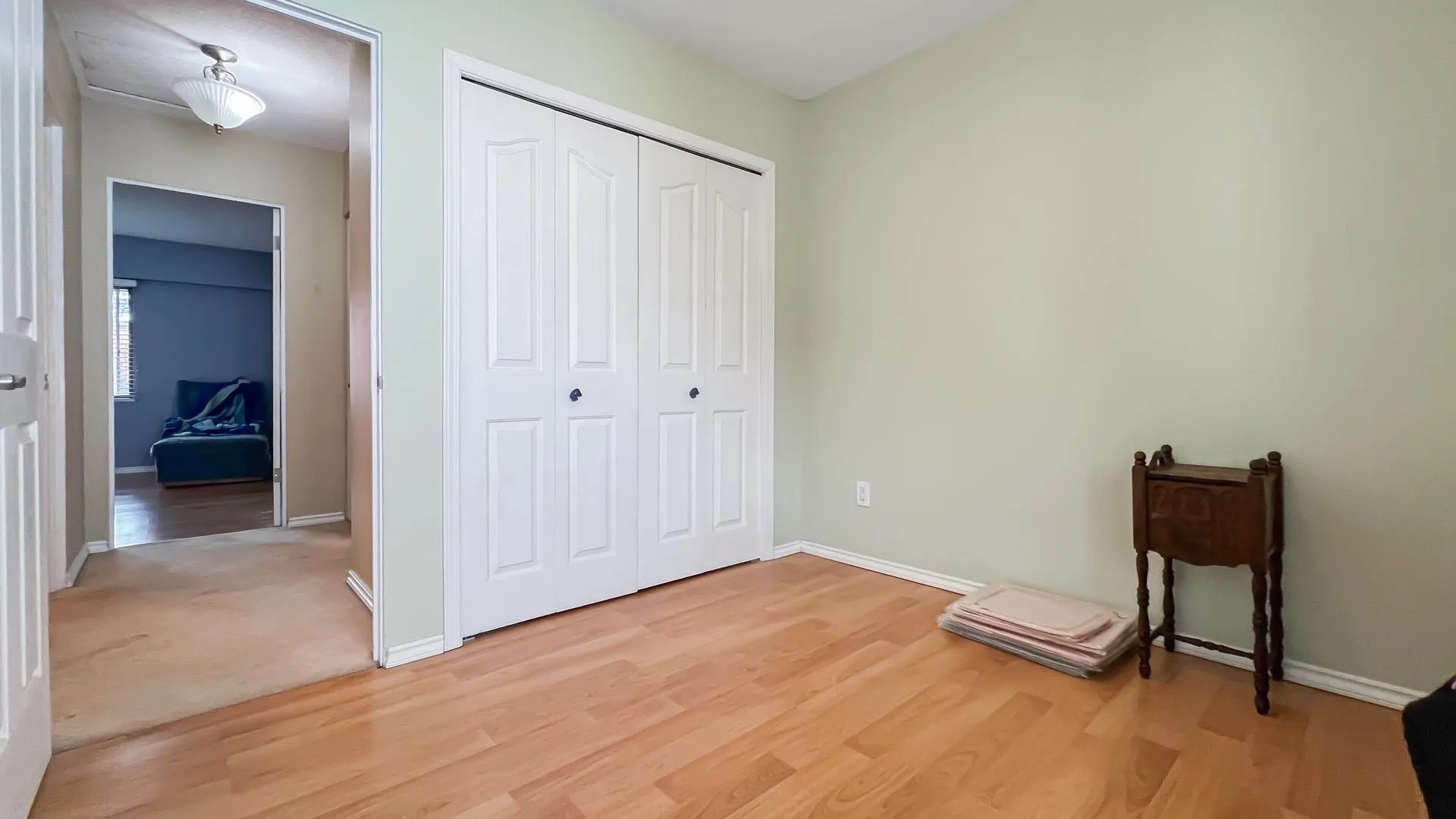 324 9411 Glendower Drive