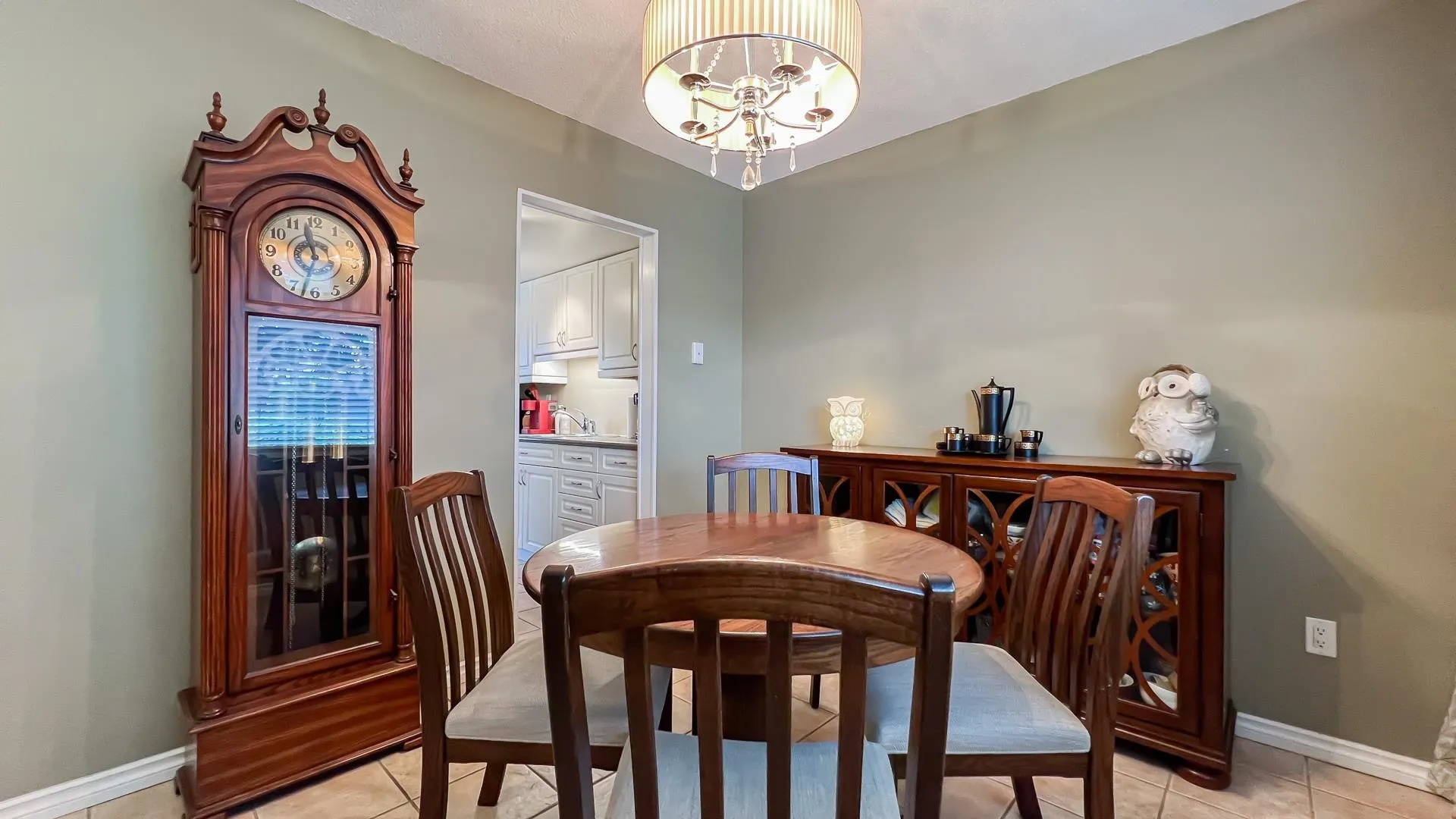 324 9411 Glendower Drive