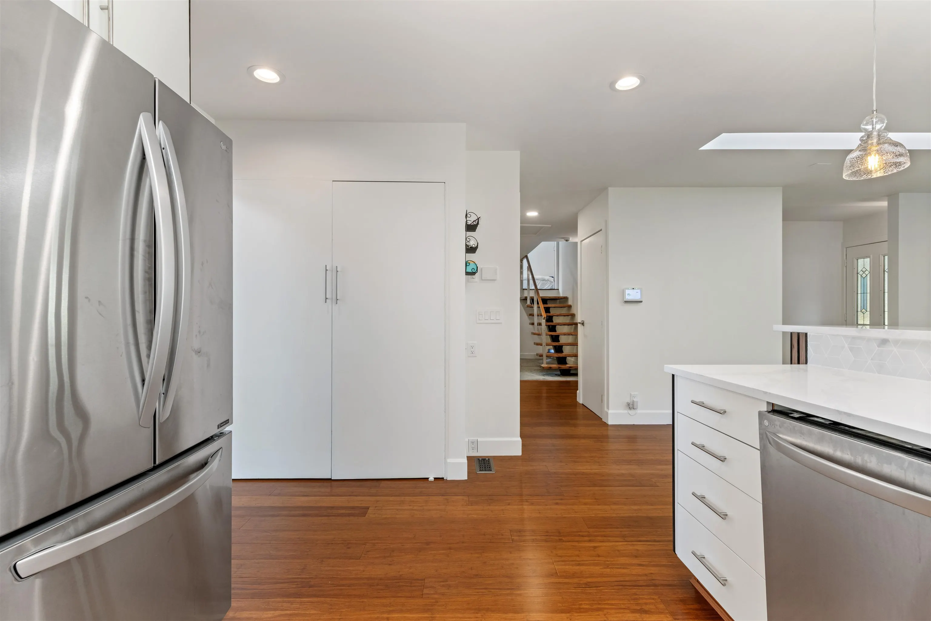 13044 14 Avenue