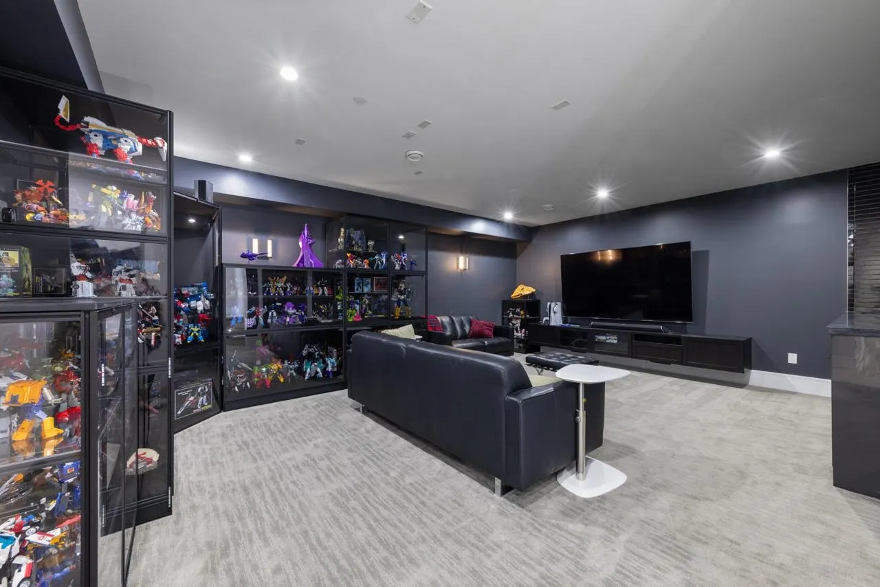 14999 Blackwood Lane