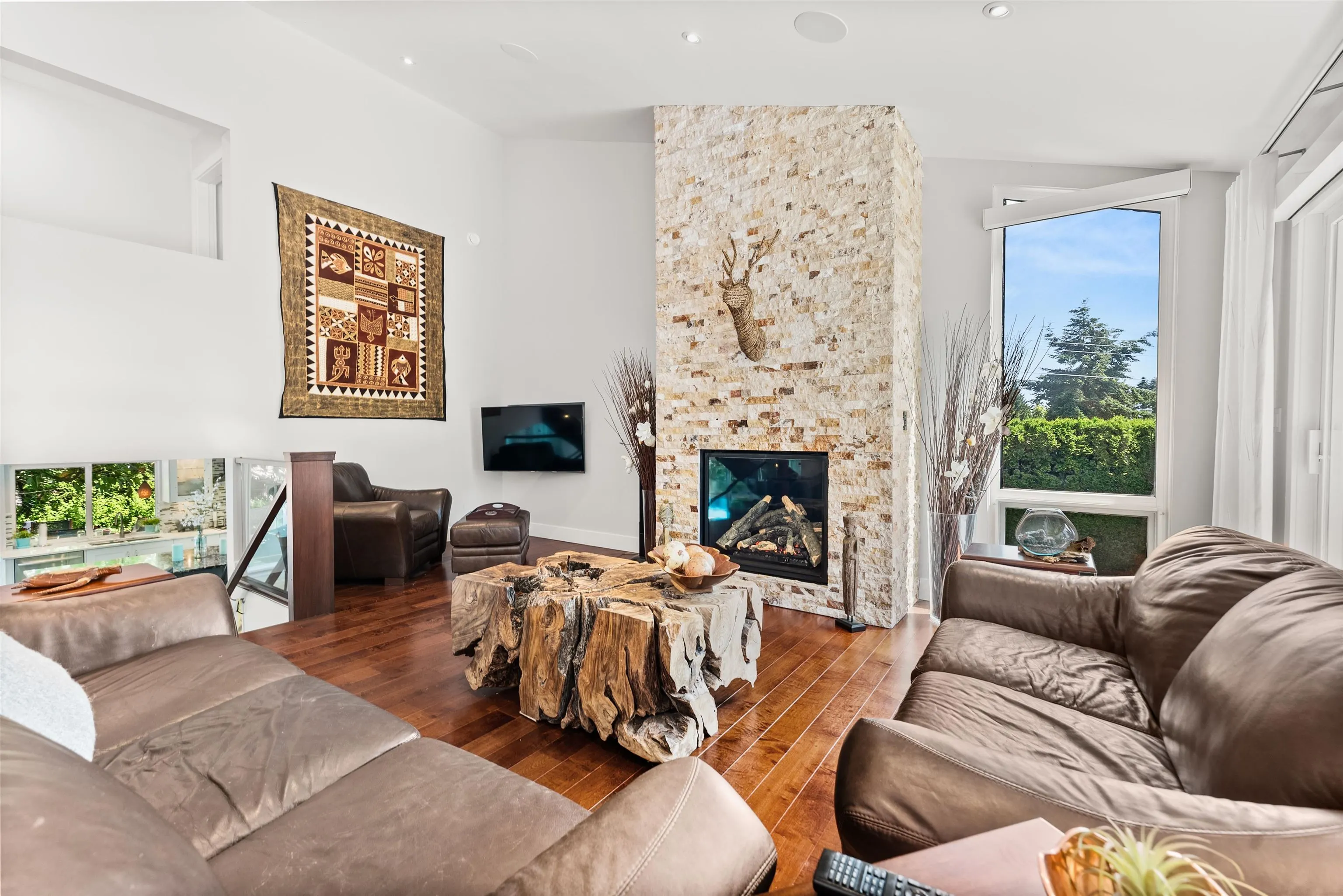 1110 Pacific Drive