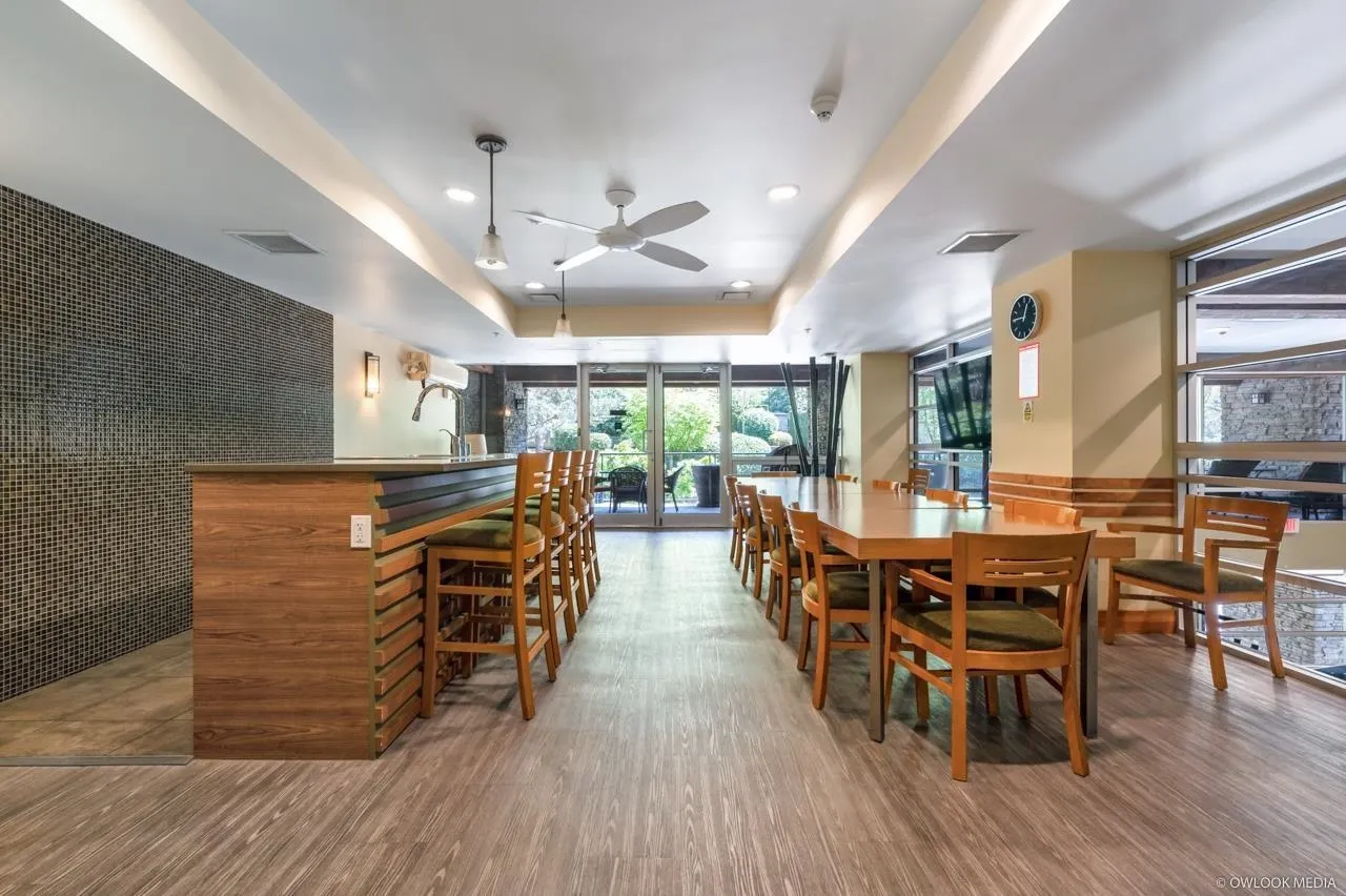 405 7488 Byrnepark Walk