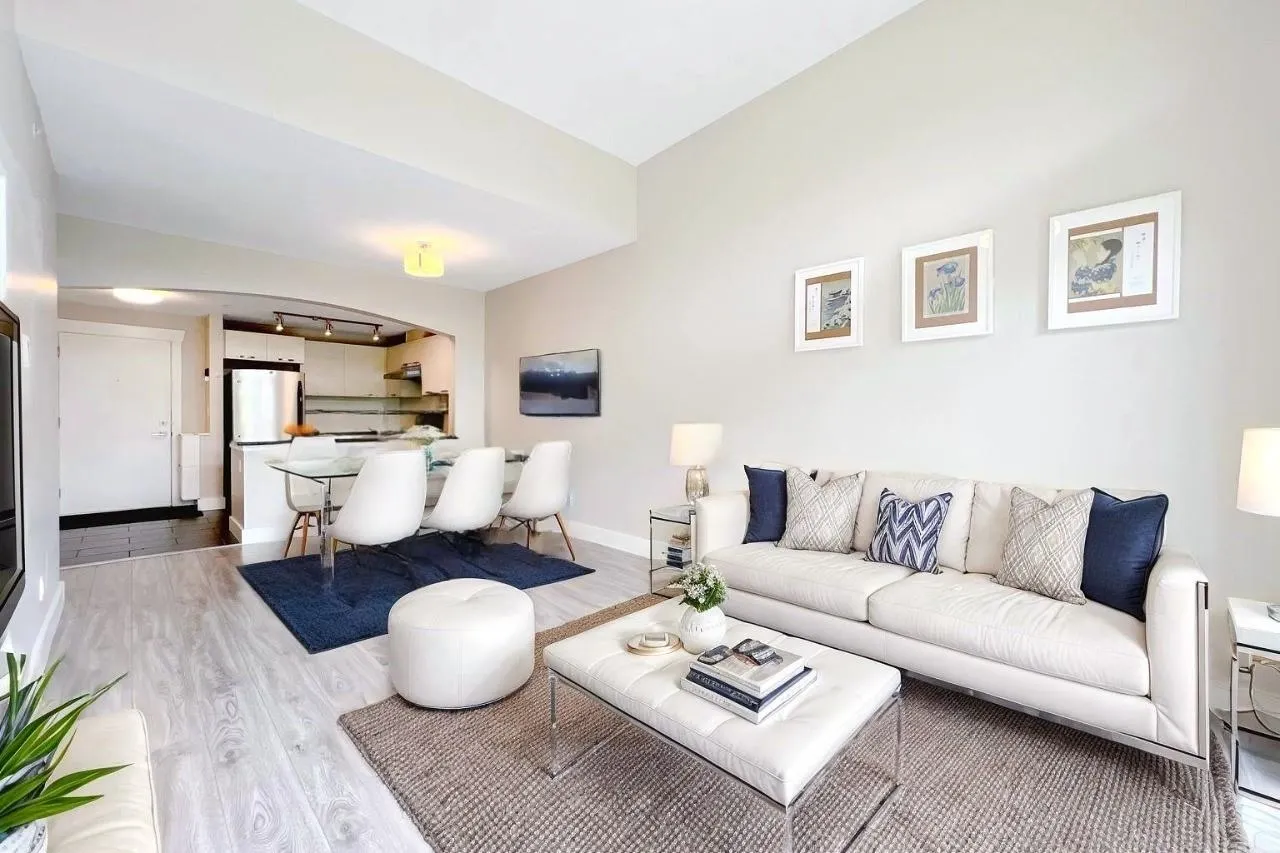 405 7488 Byrnepark Walk