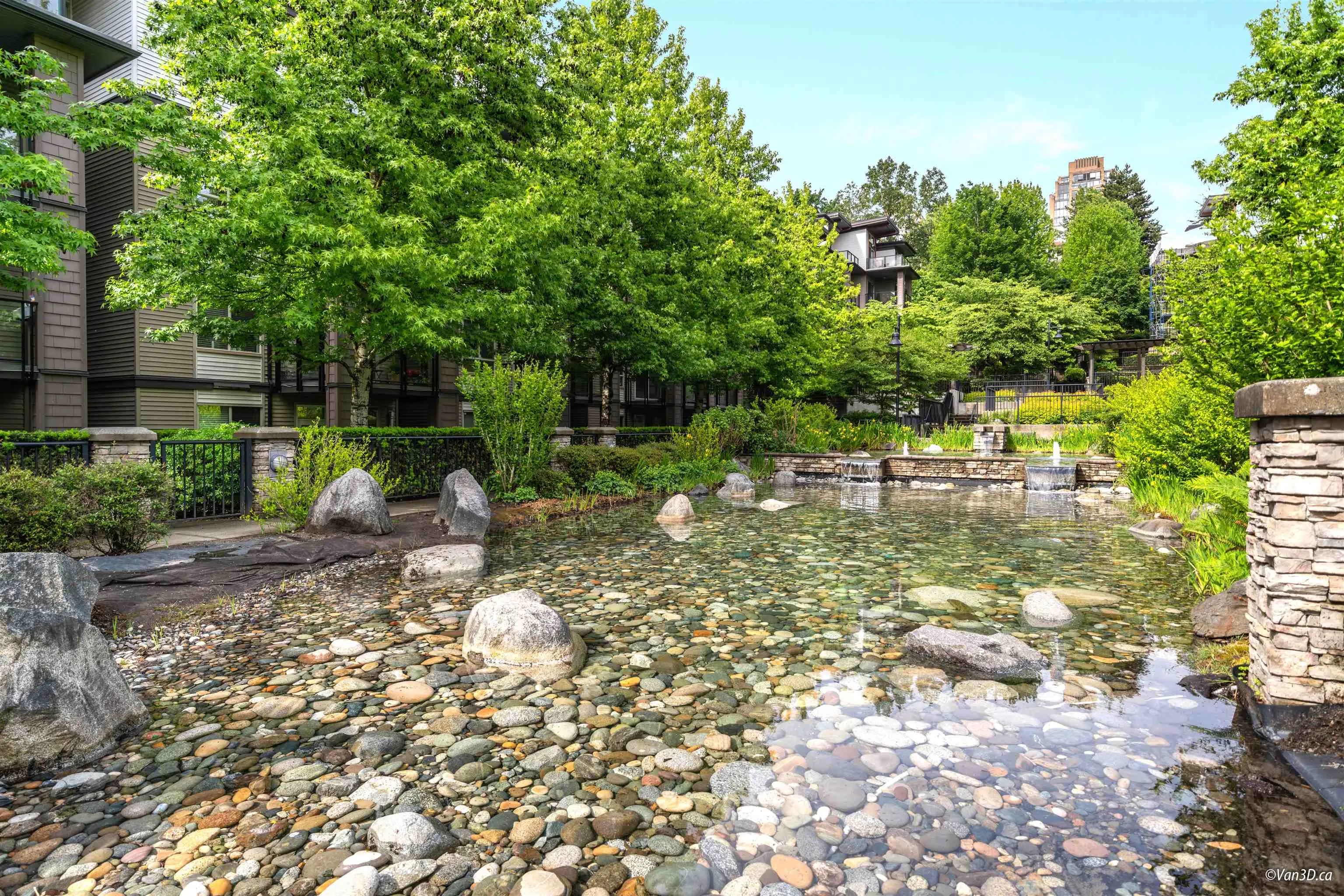 405 7488 Byrnepark Walk