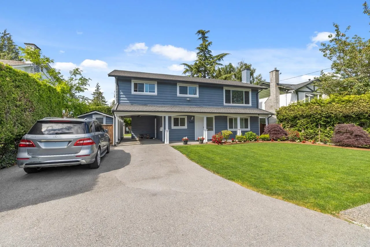 5483 Chestnut Crescent