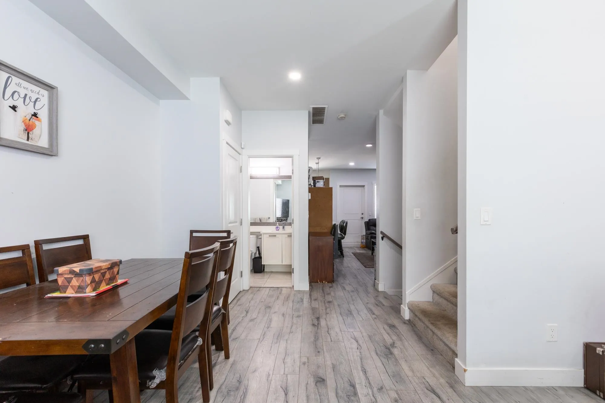47 5867 129 Street