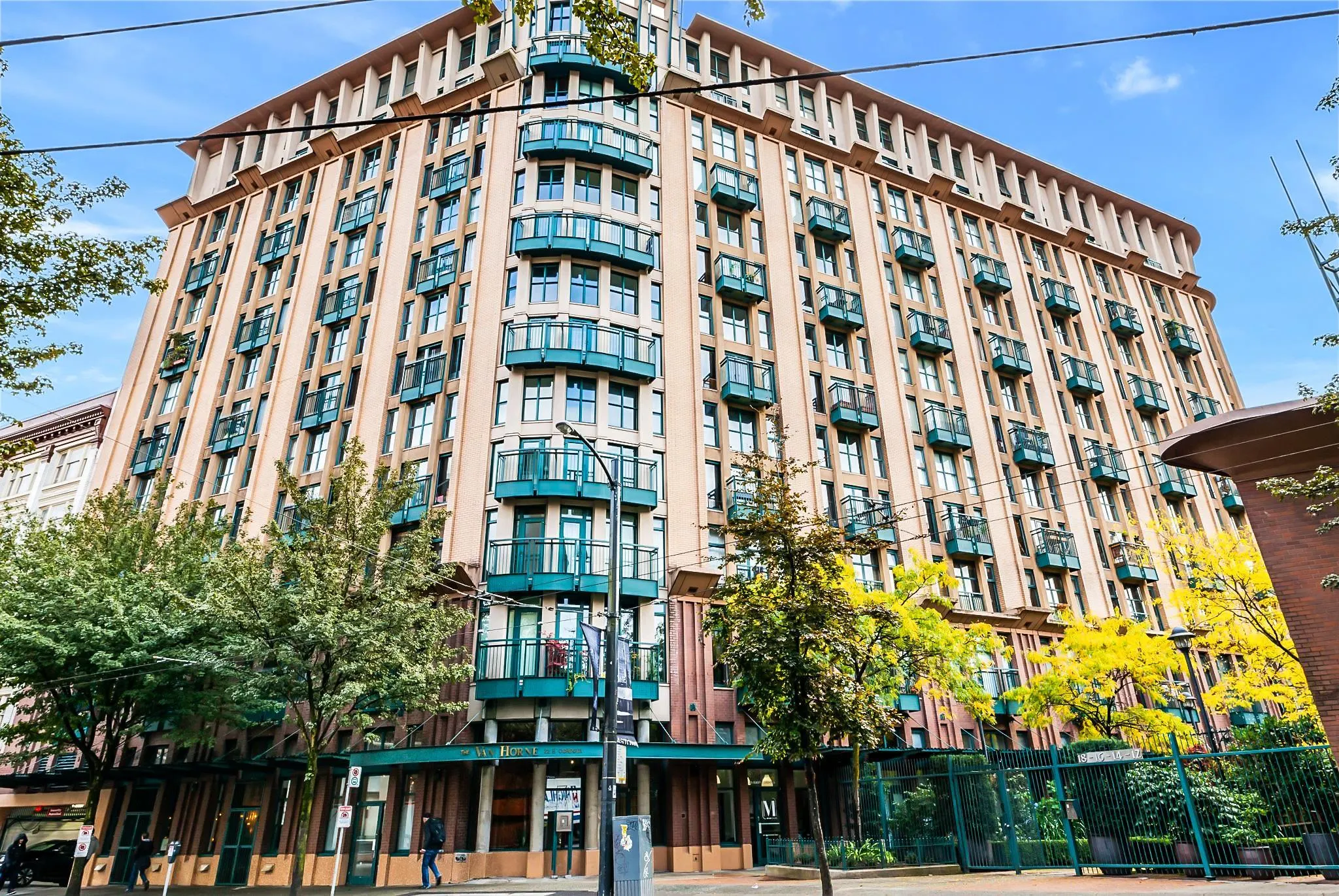 507 22 E Cordova Street