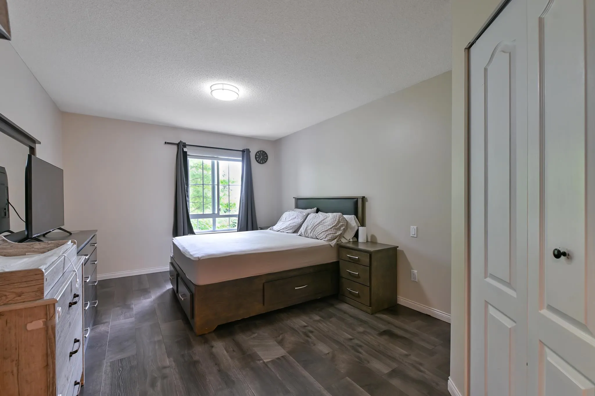 230 19528 Fraser Highway