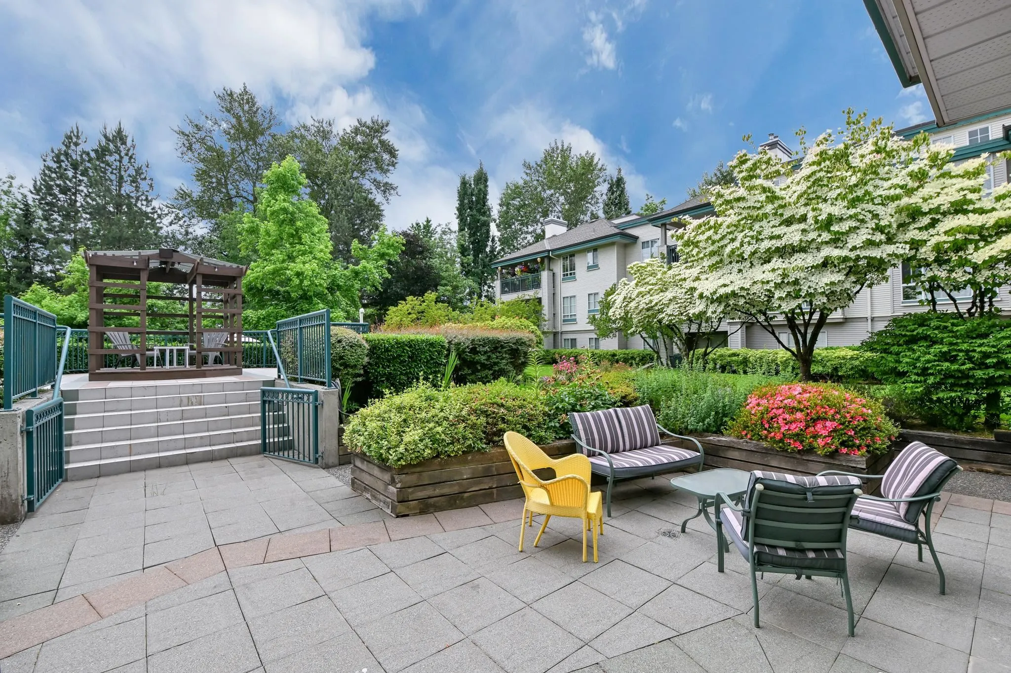 230 19528 Fraser Highway