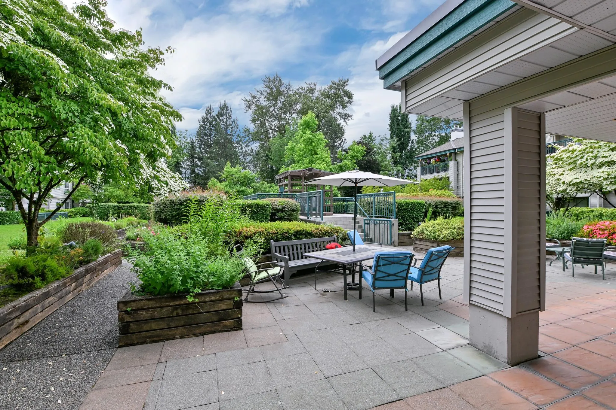 230 19528 Fraser Highway
