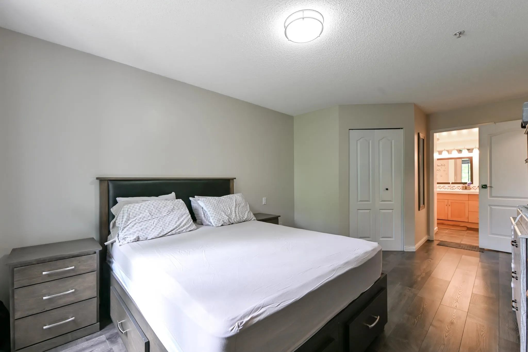 230 19528 Fraser Highway