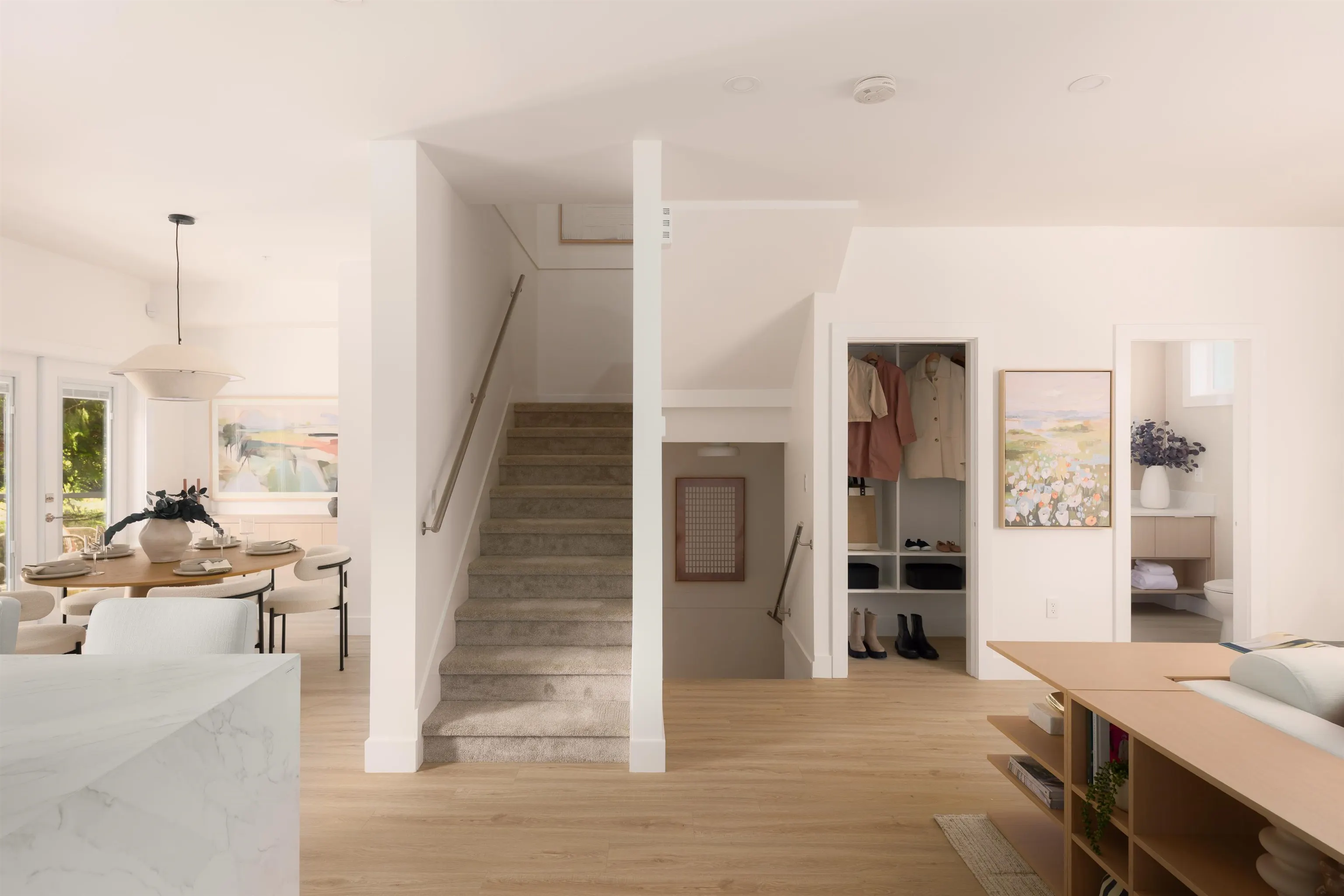7 6887 204a Street