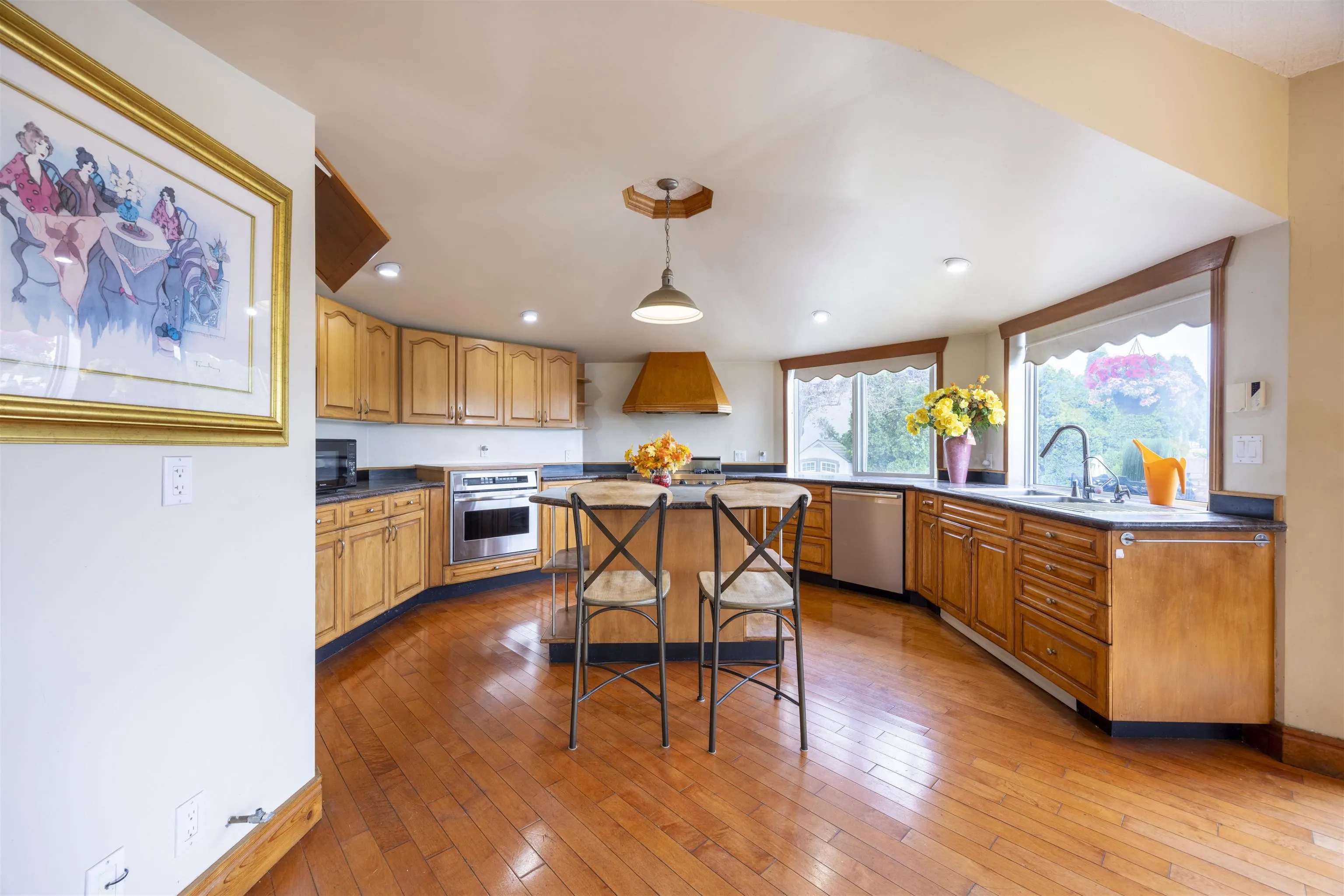 607 Eighteenth Street