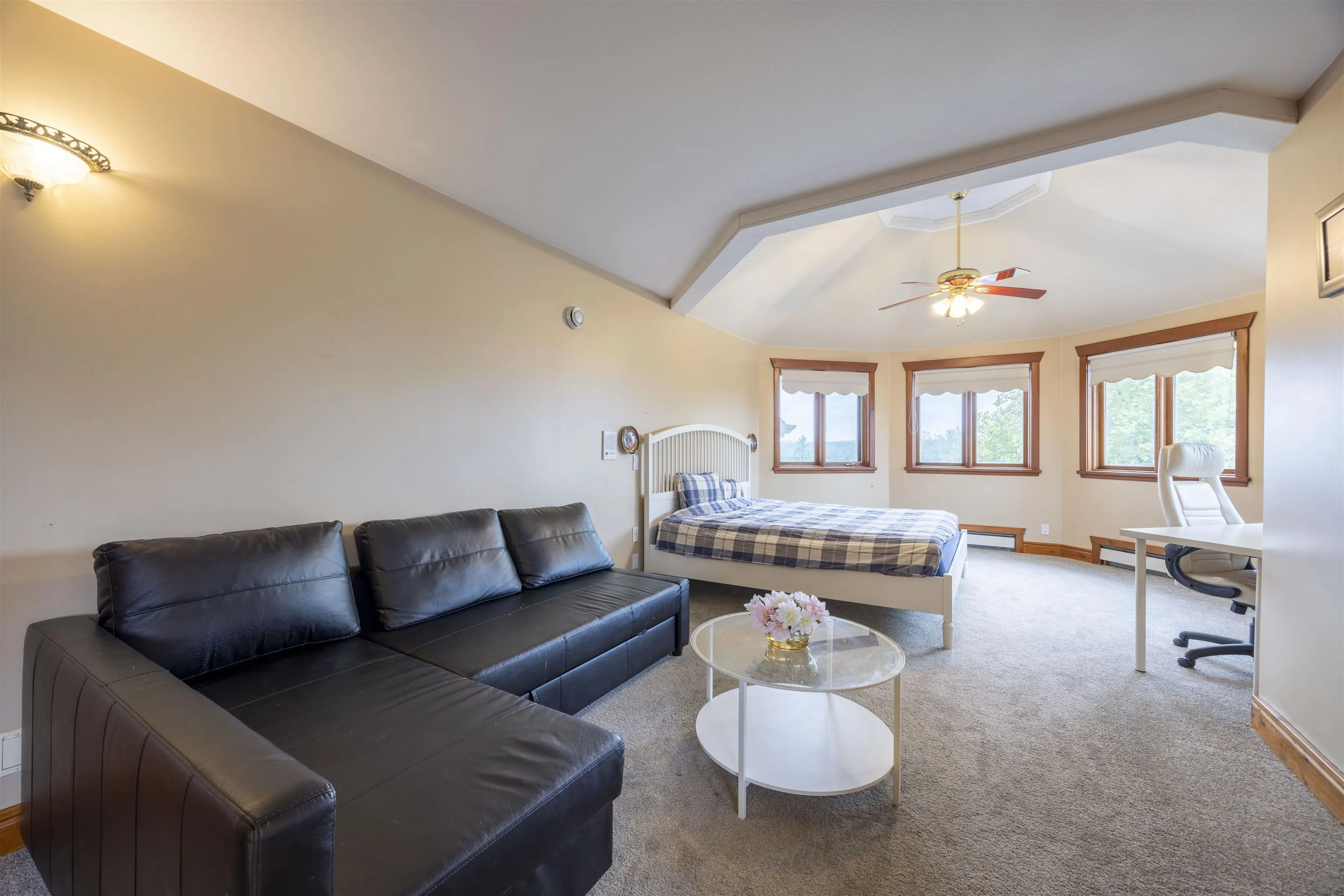 607 Eighteenth Street
