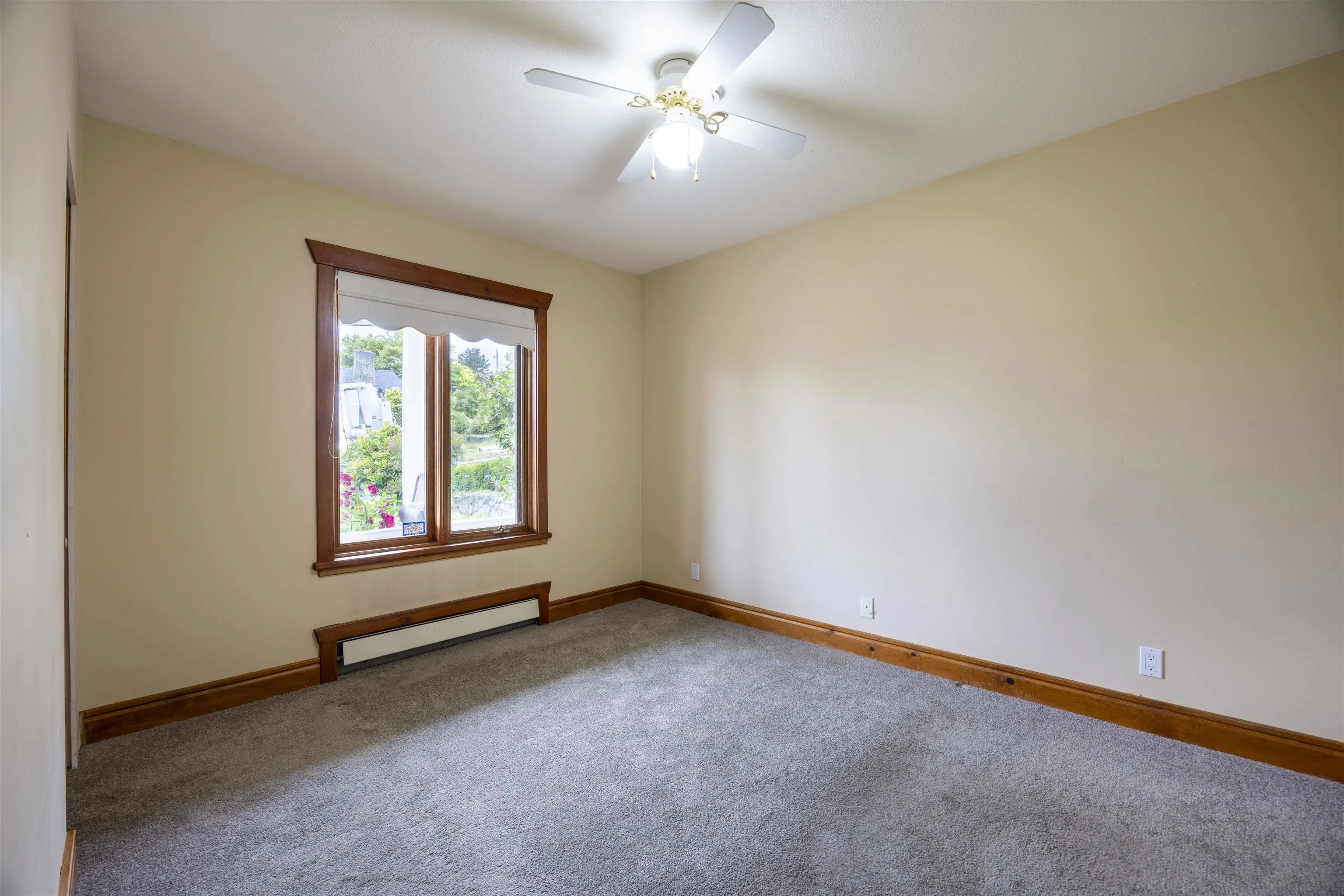 607 Eighteenth Street
