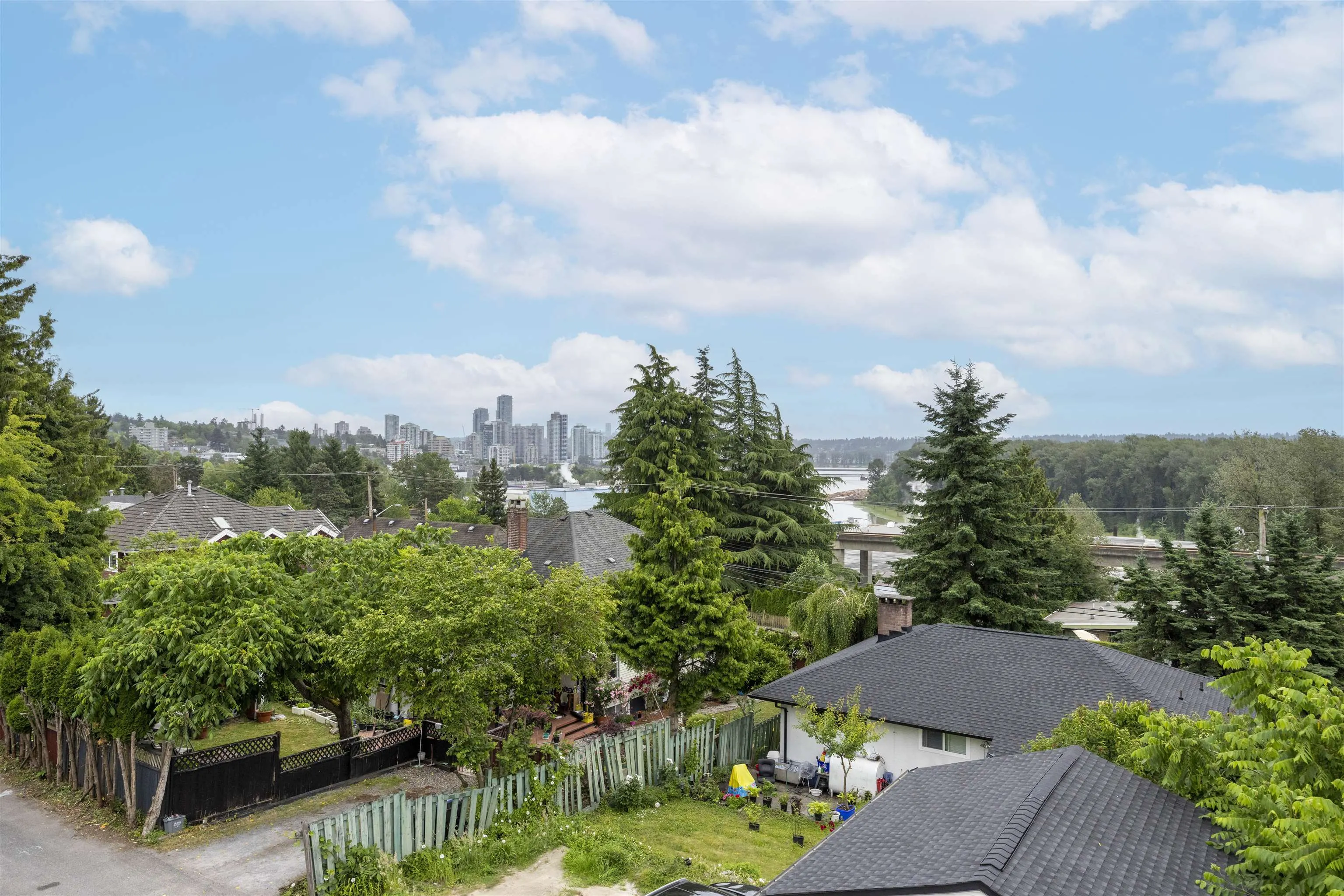 607 Eighteenth Street