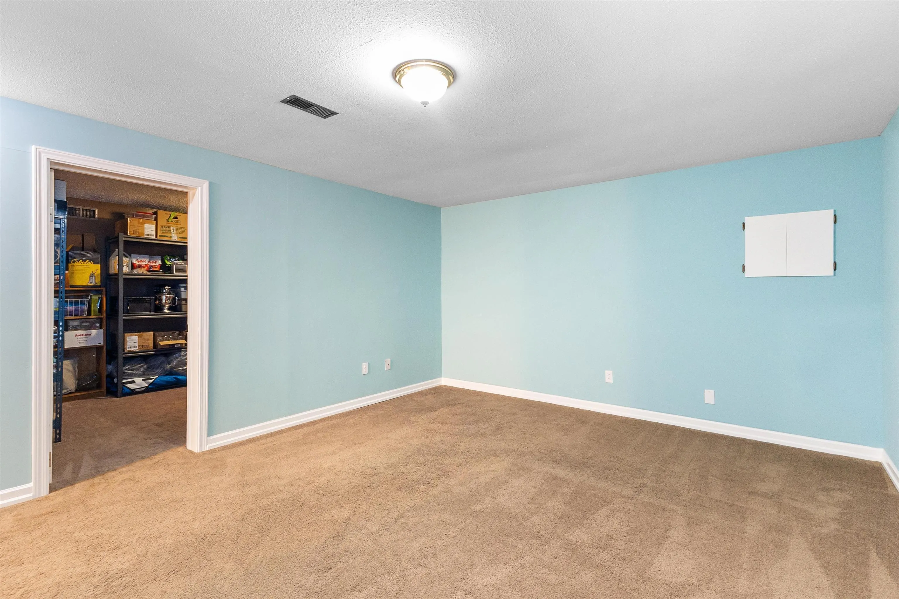 34654 Dunsmuir Court