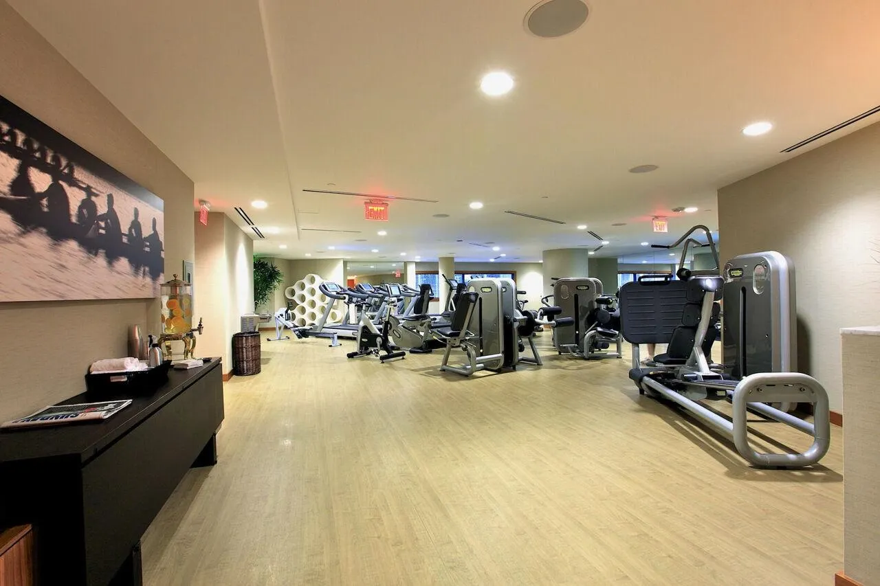 2908 1011 W Cordova Street