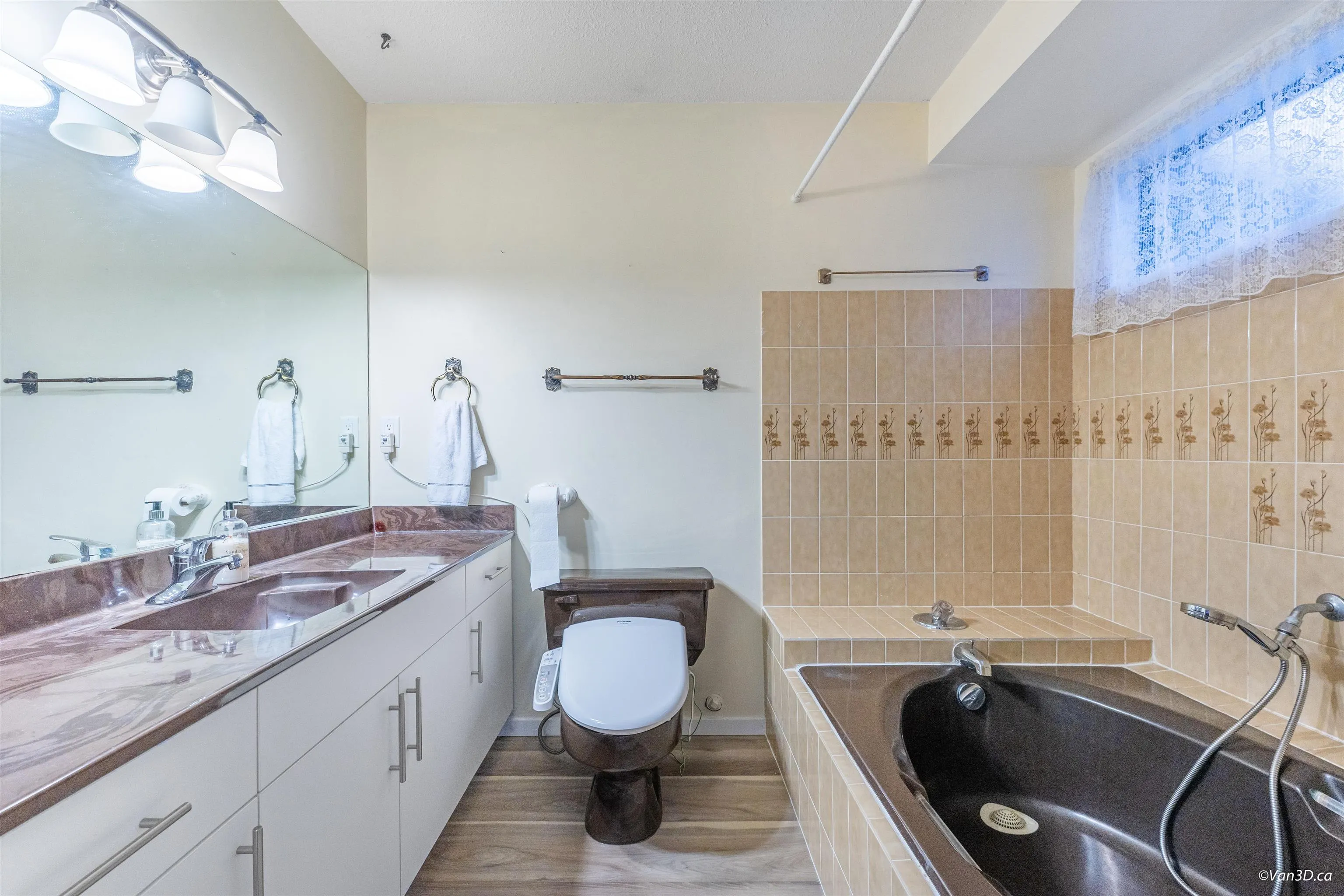 11437 Somerset Crescent