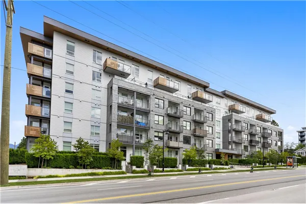 508 645 Como Lake Avenue