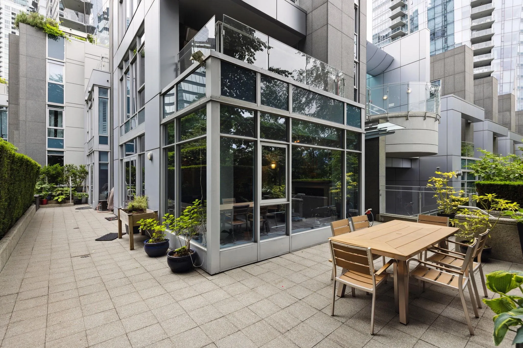 TH12 1233 W Cordova Street