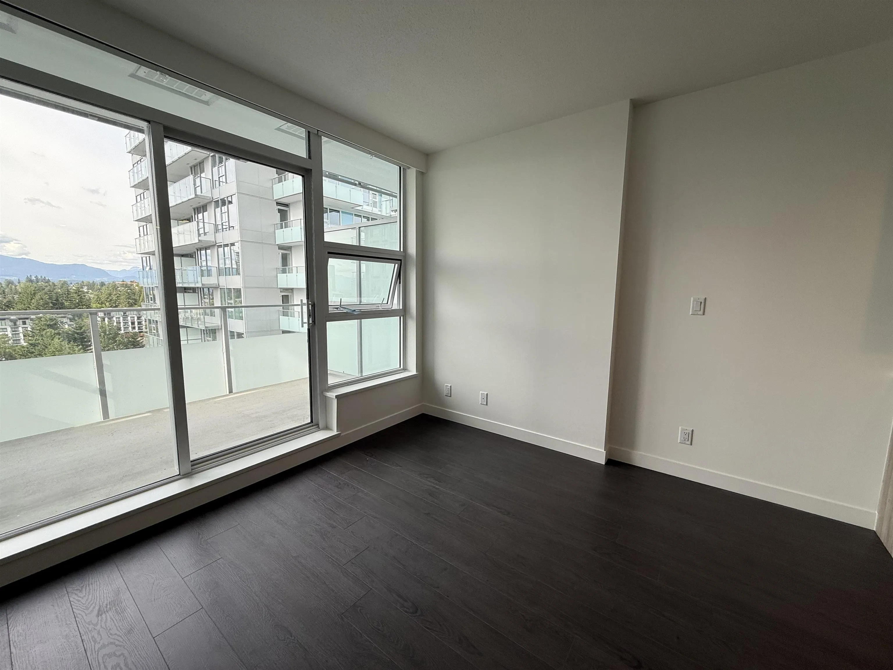 1610 13768 100th Avenue