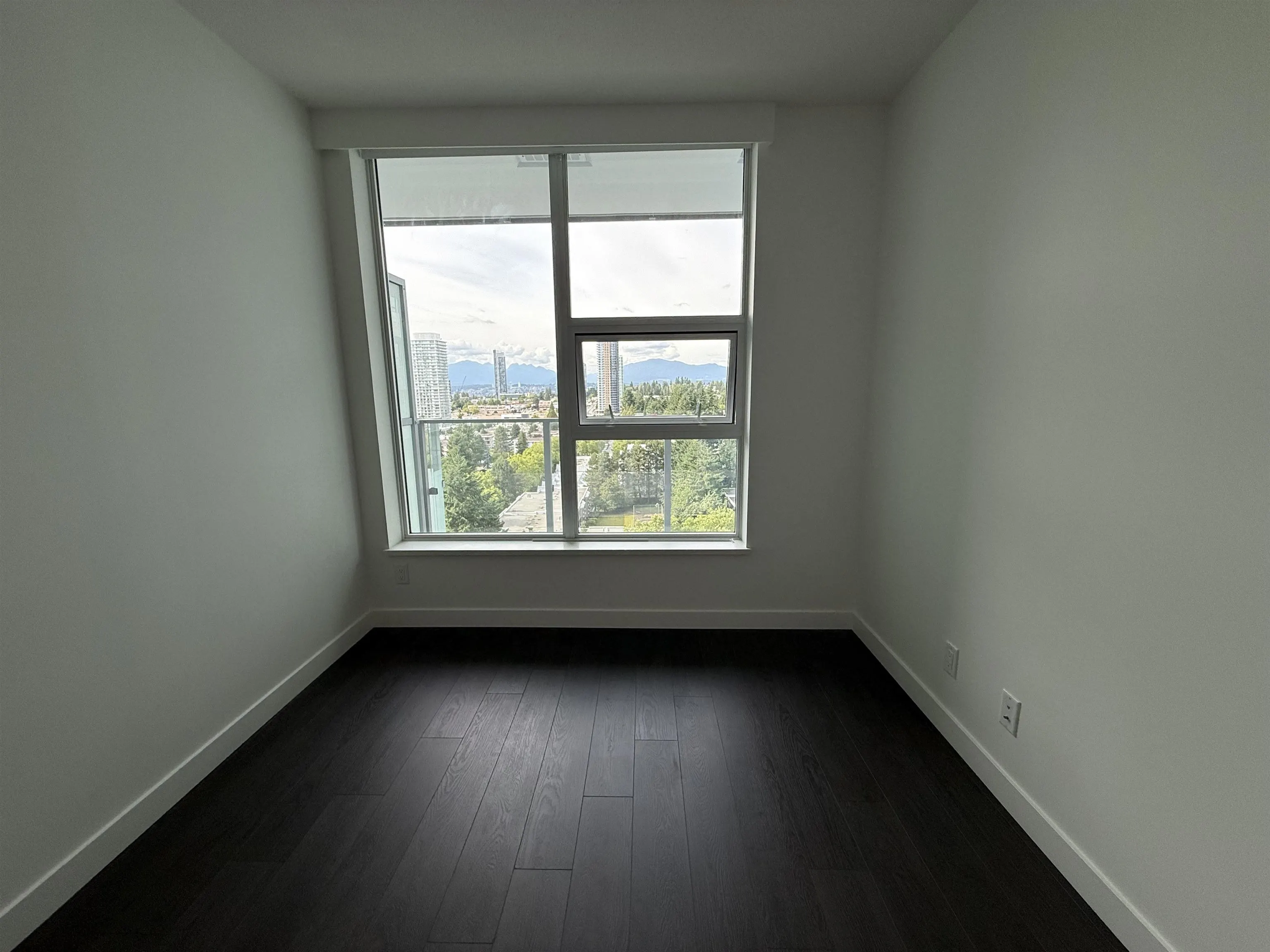 1610 13768 100th Avenue
