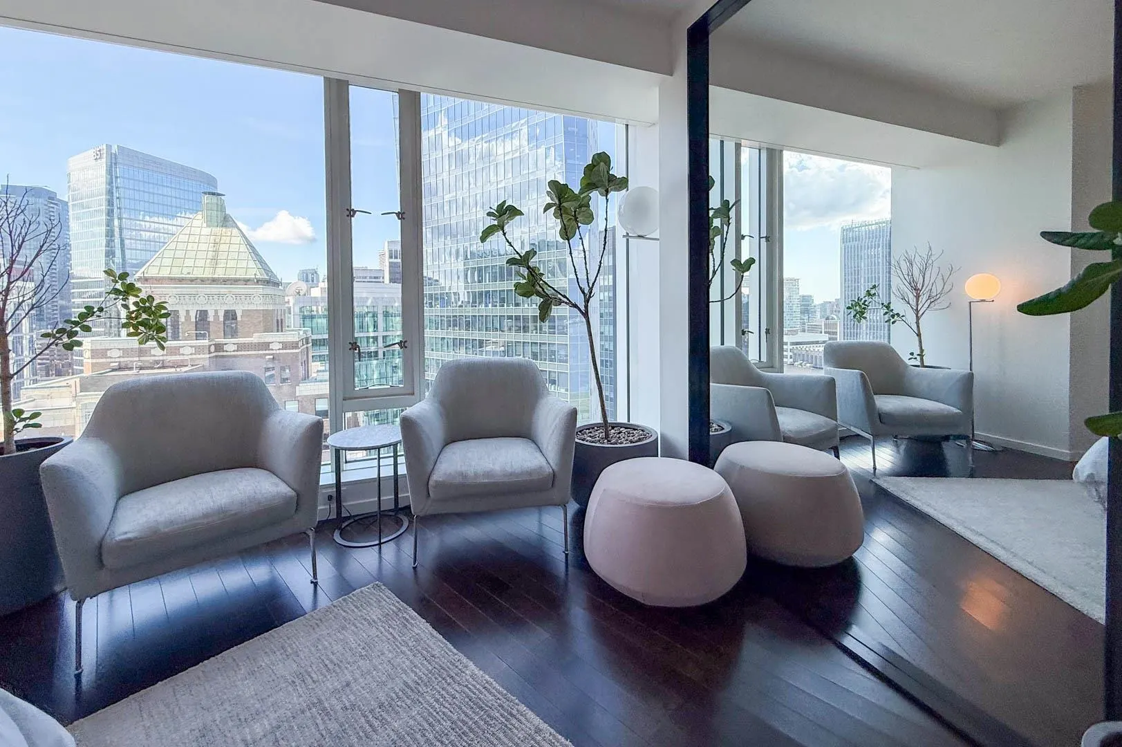 3007 1011 W Cordova Street