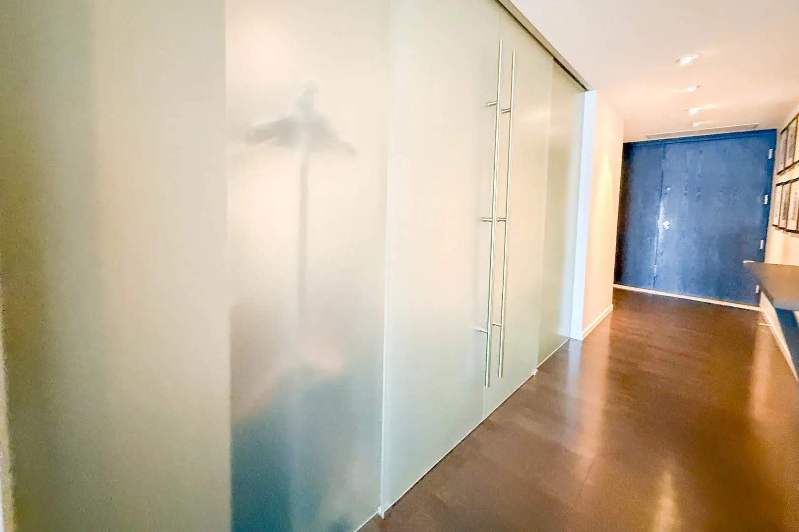 3007 1011 W Cordova Street