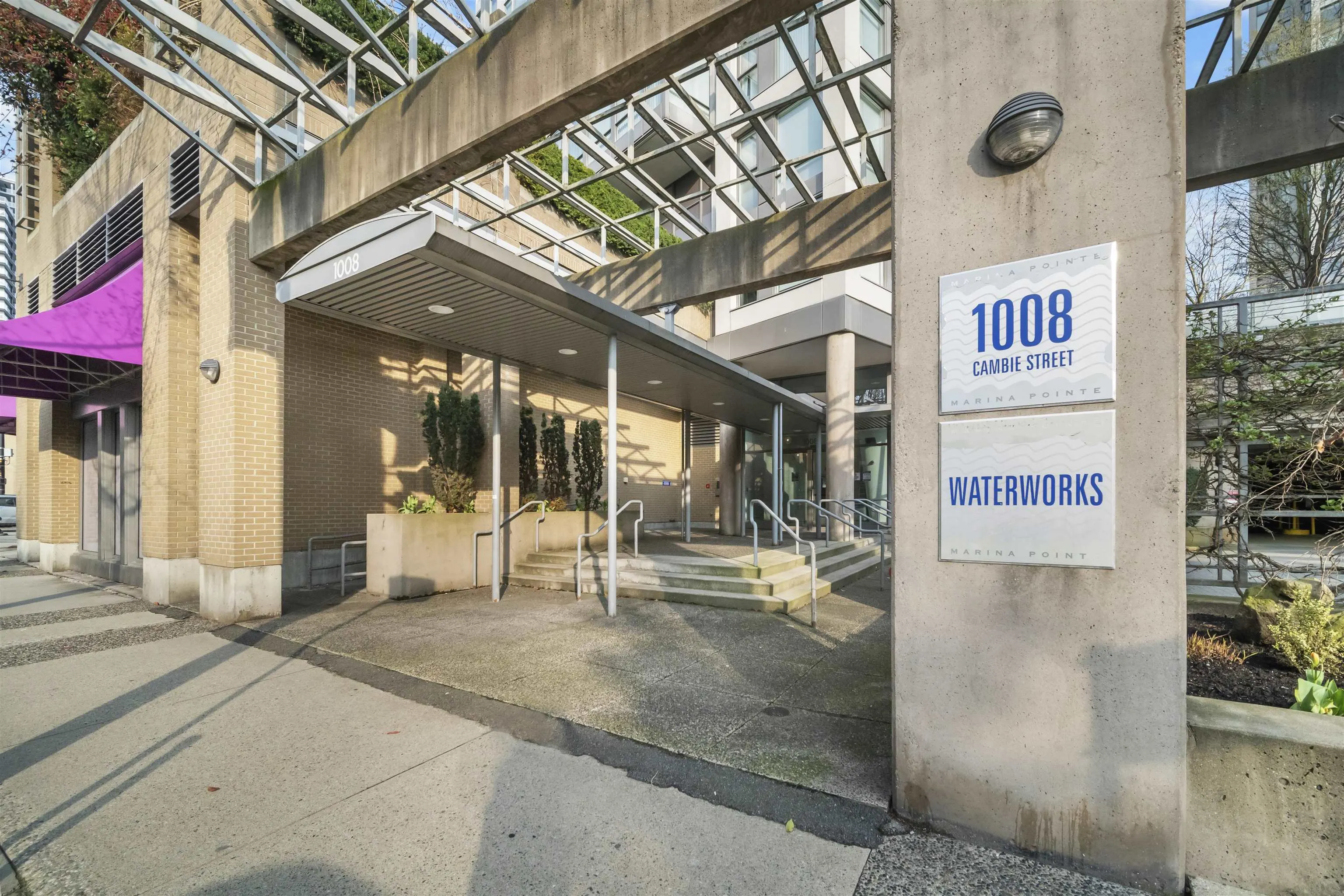 2906 1008 Cambie Street