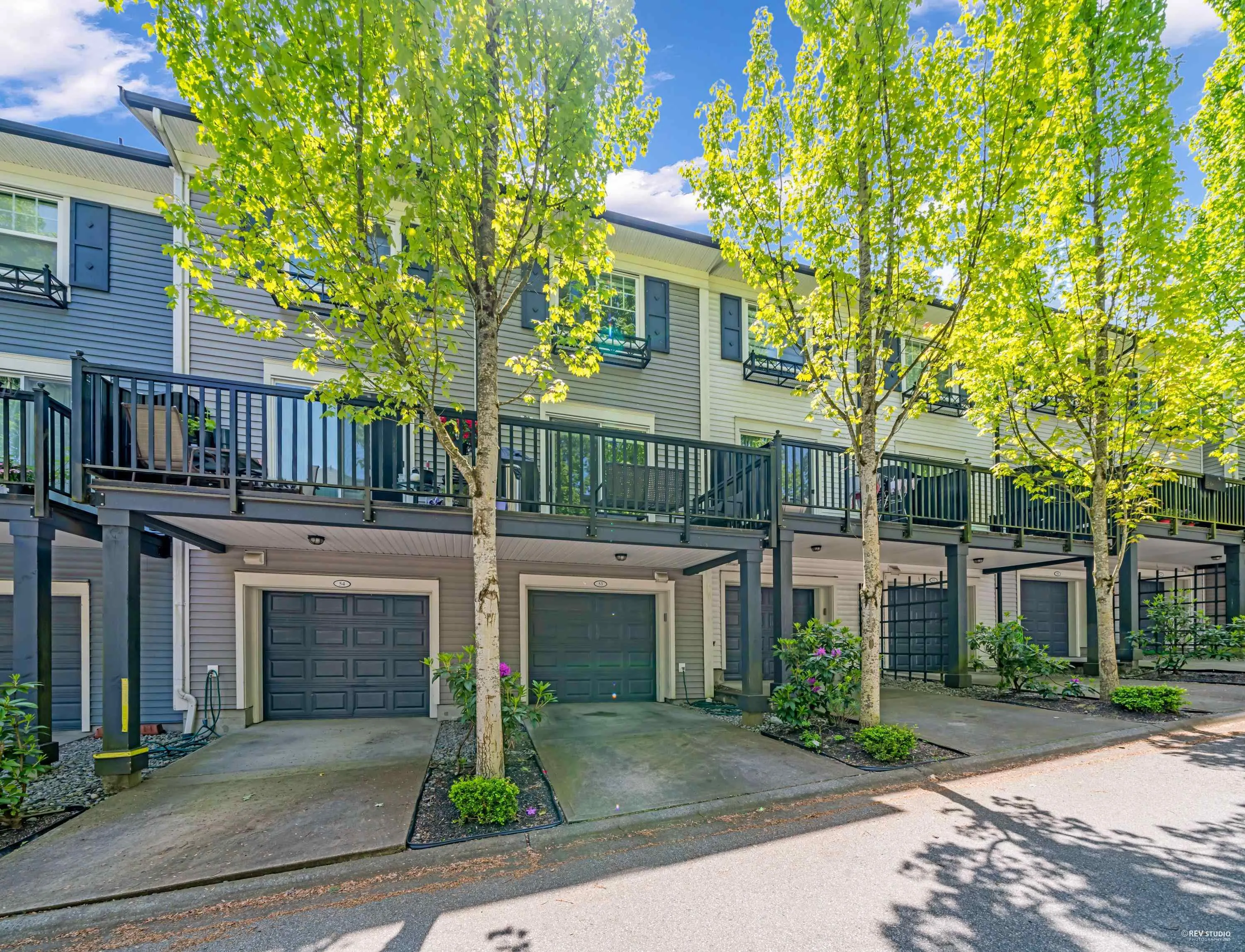 53 8767 162 Street